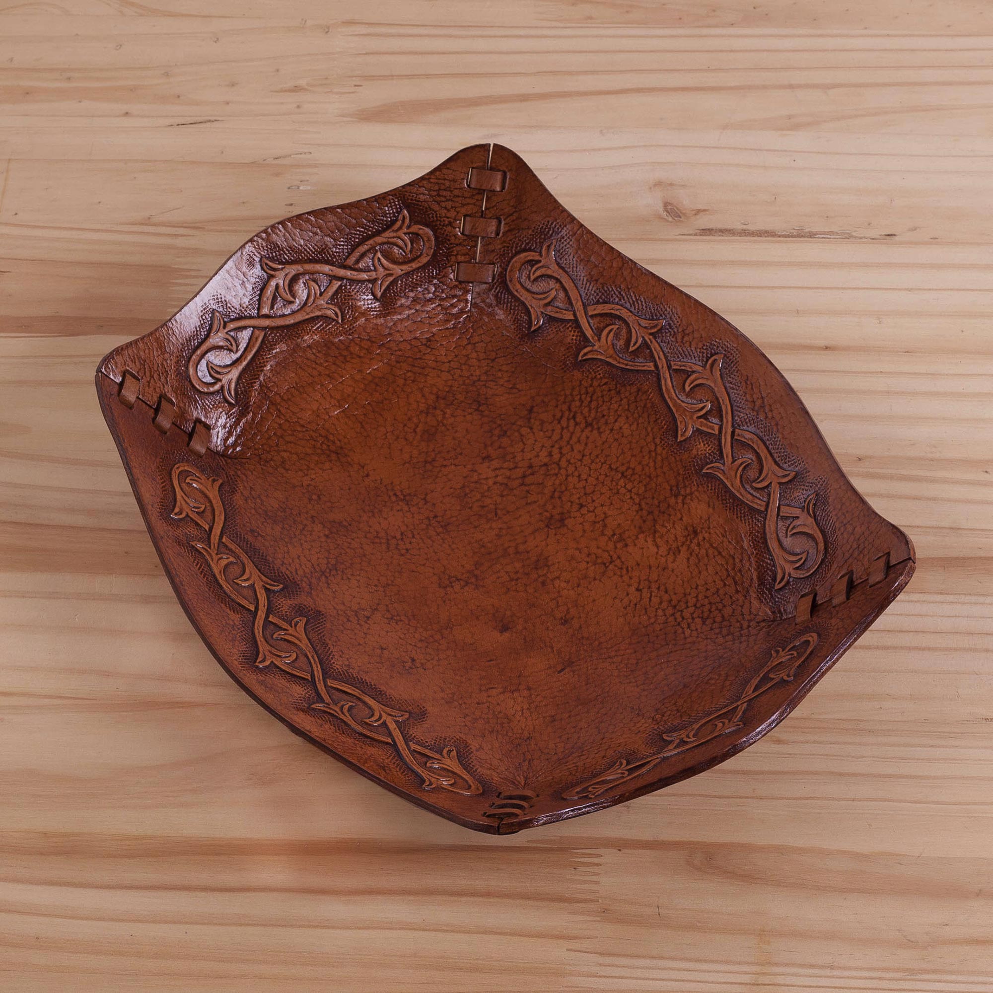 Premium Peruvian Handcrafted Leather Catchall Tray with Andean Motifs