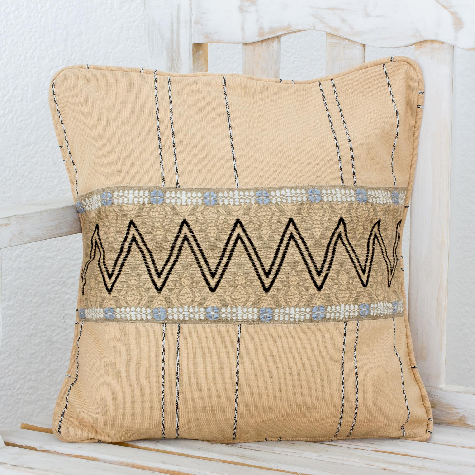 Premium Handwoven Cotton Cushion Cover - Zigzag Wheat Design from Guatemala