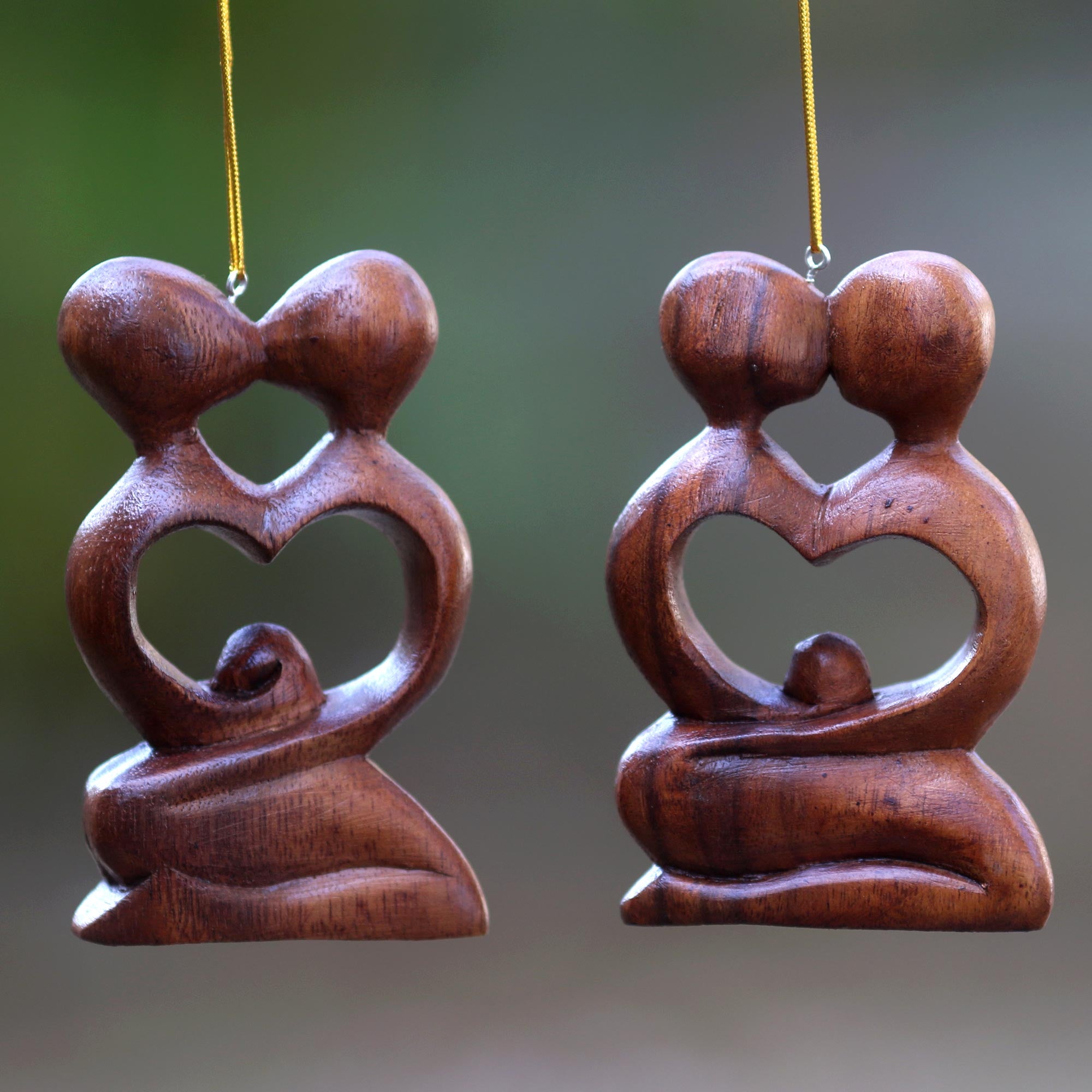 Premium Hand-Carved Forever Together Heart Ornaments - Romantic Couple Kissing Design