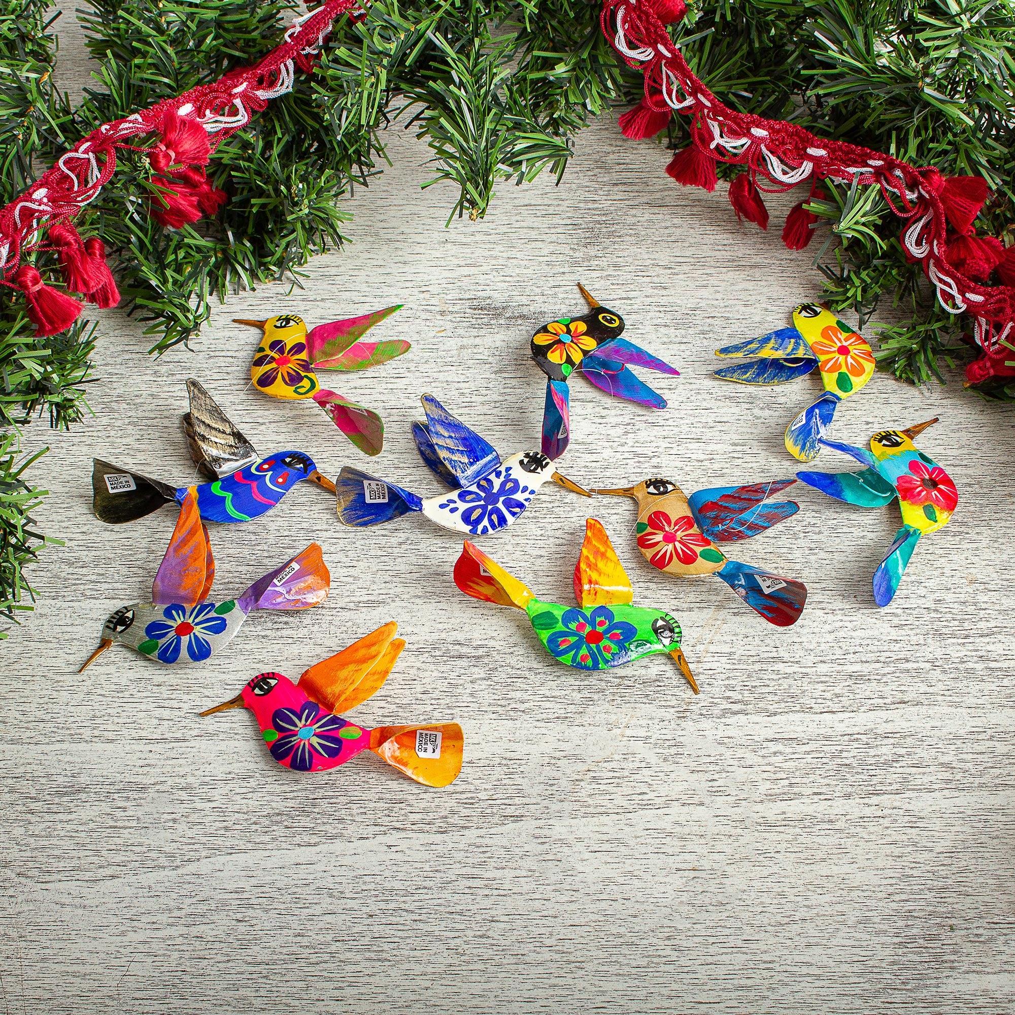 Premium Hand-Painted Hummingbird Garland - Vibrant Mexican Artistry