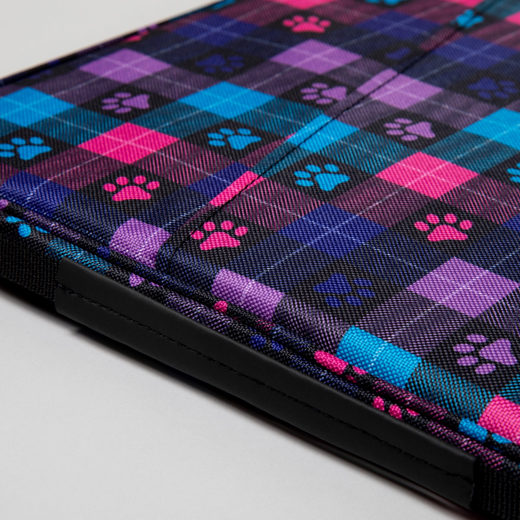 Ultimate Pawfectly Patterned Tablet Case - Premium Protection & Style