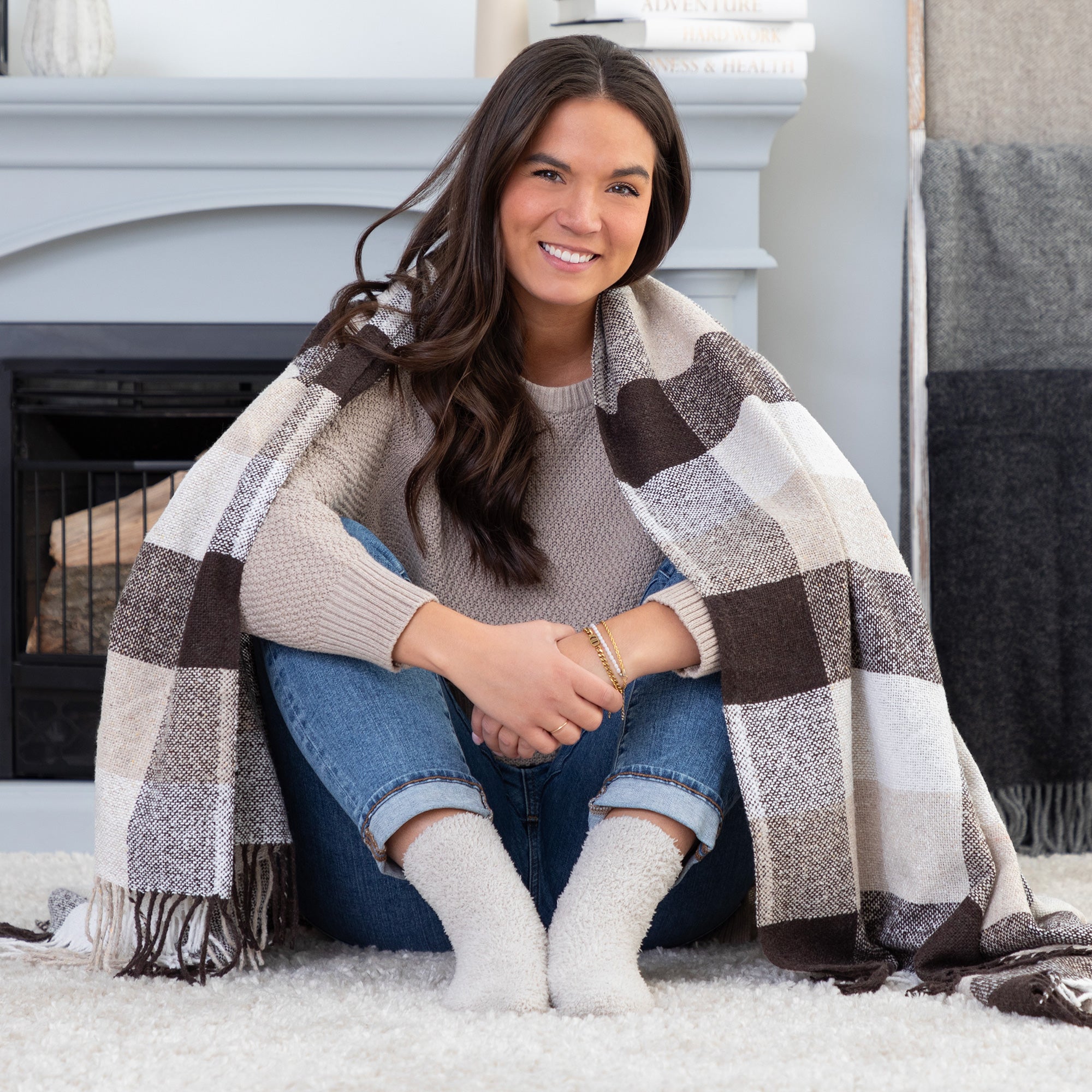 Premium Ukrainian Wool-Blend Fringed Throw Blanket - Ultimate Comfort & Warmth