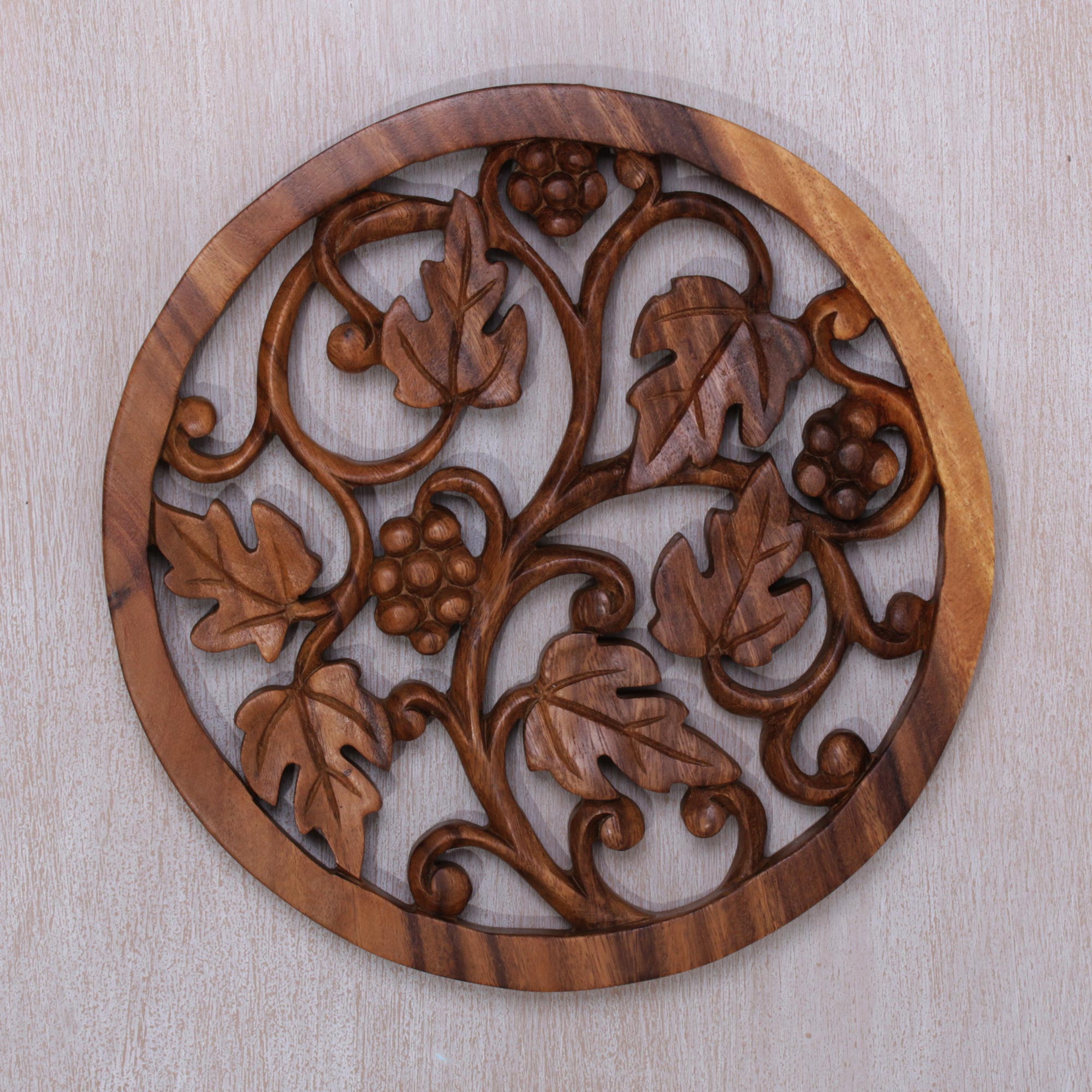 Premium Grapevine Artisan Wood Relief Panel – Hand-Carved Suar Wood Decor