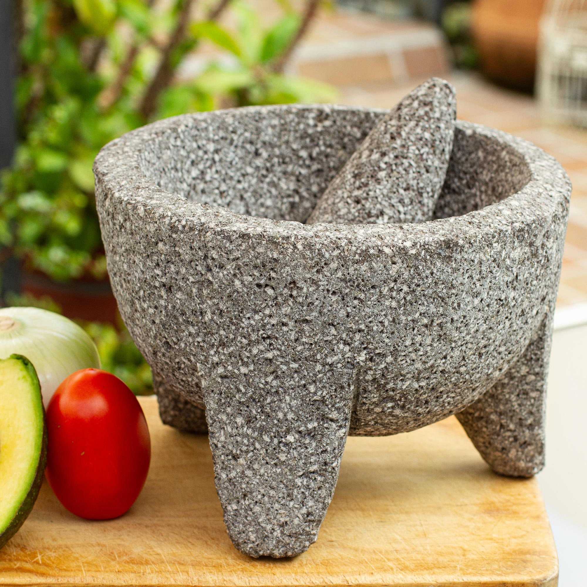 Premium Grand Tradition II Molcajete – Authentic Basalt Mortar & Pestle Set