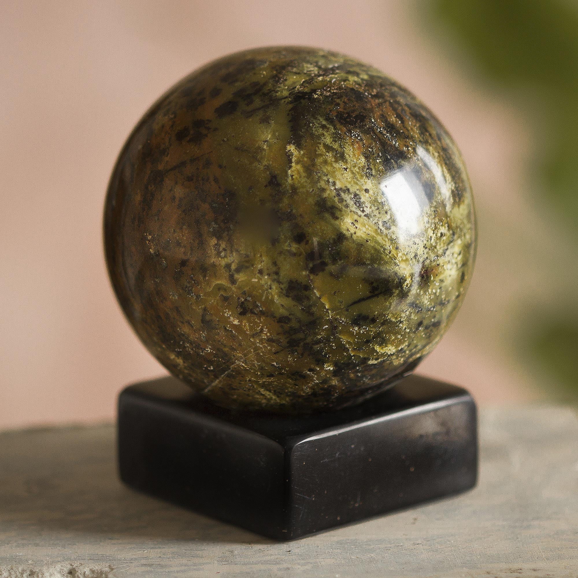 Premium Forest Whisper Serpentine & Onyx Sculpture - Handmade Artistry
