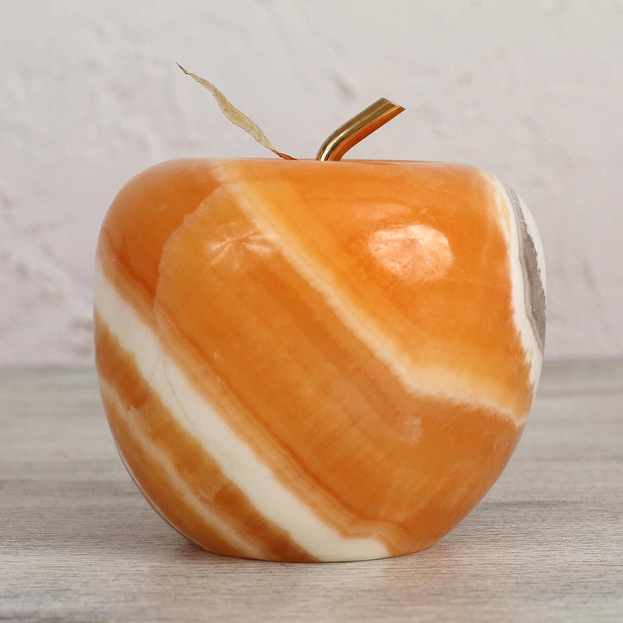 Premium Onyx Apple Sculpture - Ultimate Natural Art Piece
