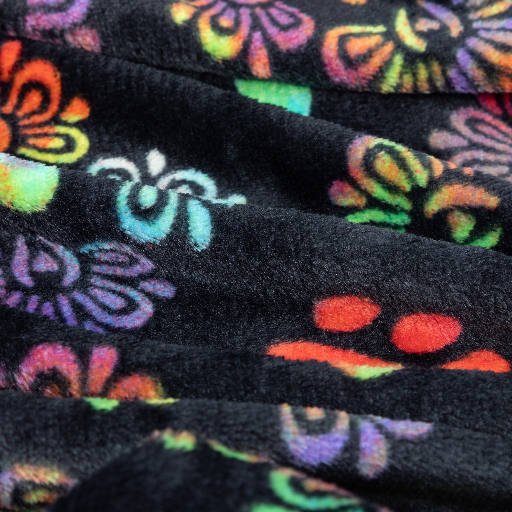 Ultimate Cozy Paw Print Travel Blanket - Premium Softness for Every Adventure