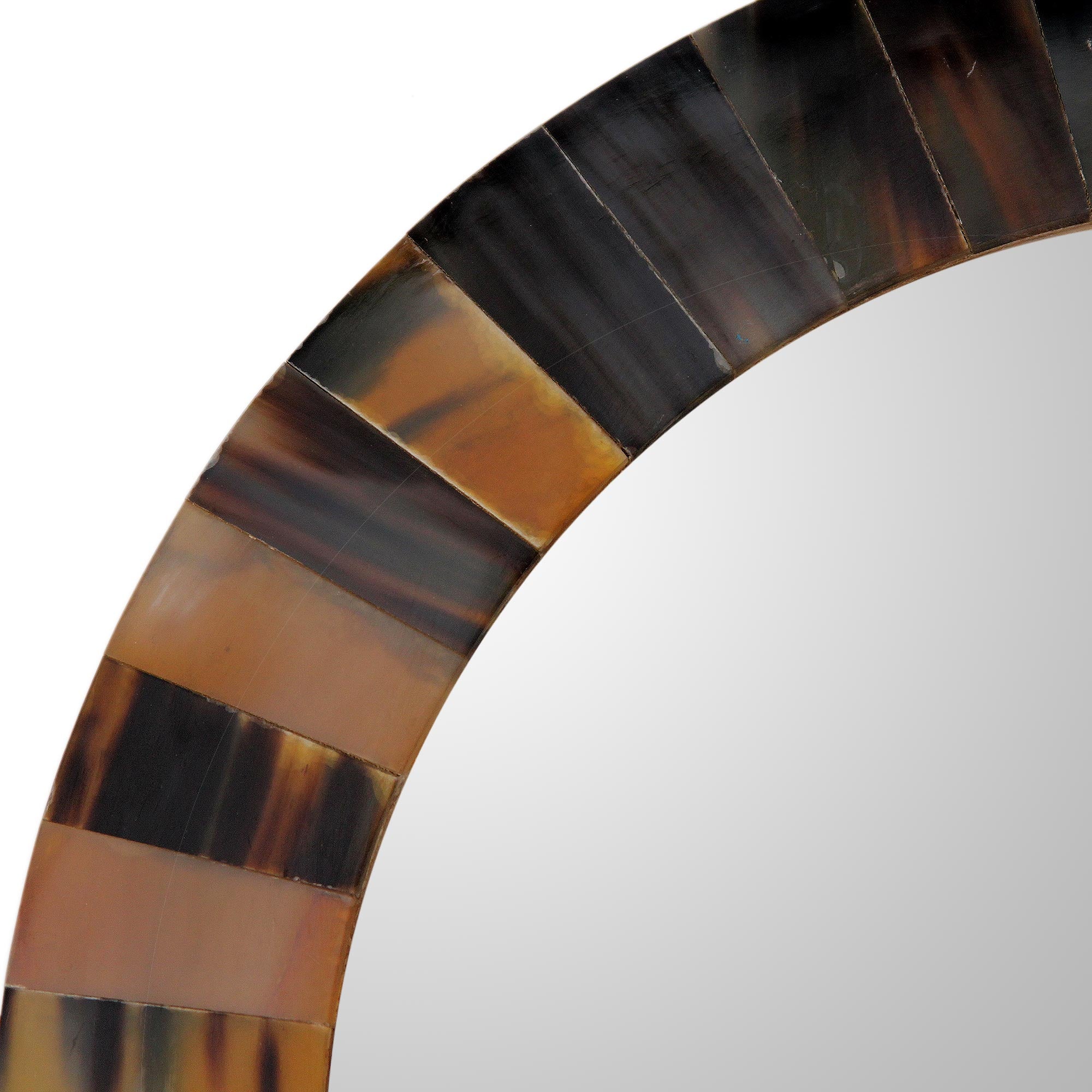 Premium Handcrafted Round Wall Mirror with Buffalo Horn Tiles – Unique Natural Elegance