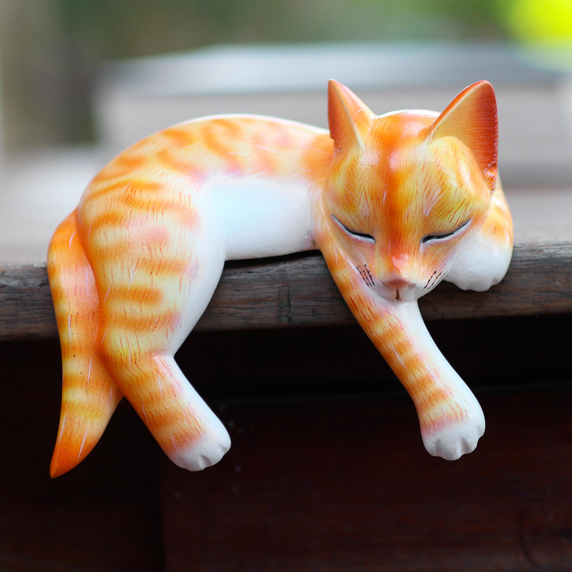 Premium Orange Tabby Cat Wood Statue - Ultimate Cozy Bookshelf Decor