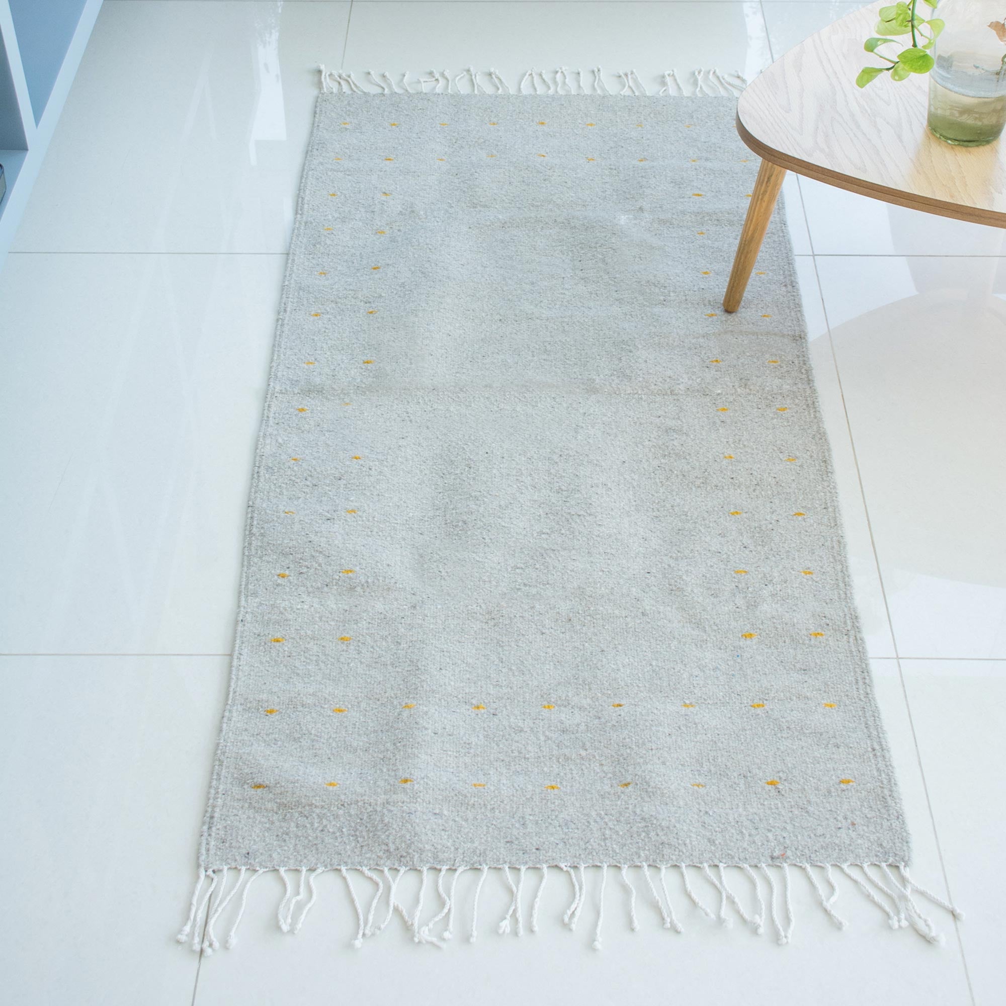 Premium Handwoven Grey Wool Area Rug from Mexico (2.5x5) – Artisanal Elegance