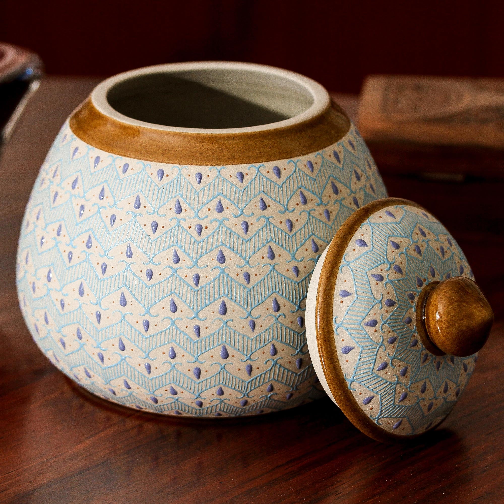 Premium Handcrafted Talavera Ceramic Jar - Chevron Tears Blue Design