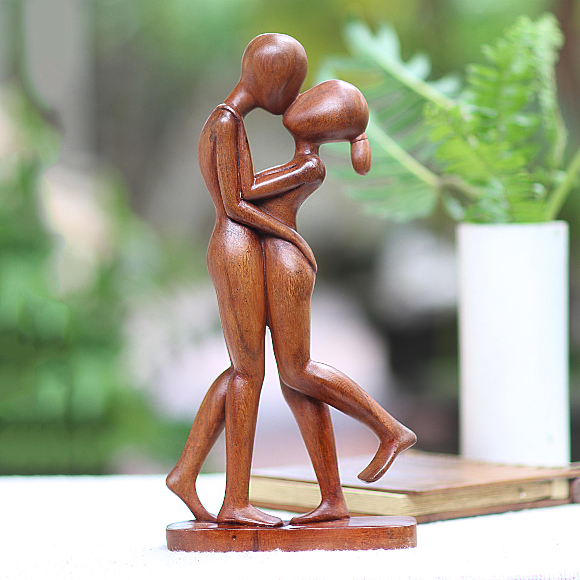 Premium Hand-Carved Suar Wood 'Lover's Kiss' Sculpture from Bali - Romantic Art Piece