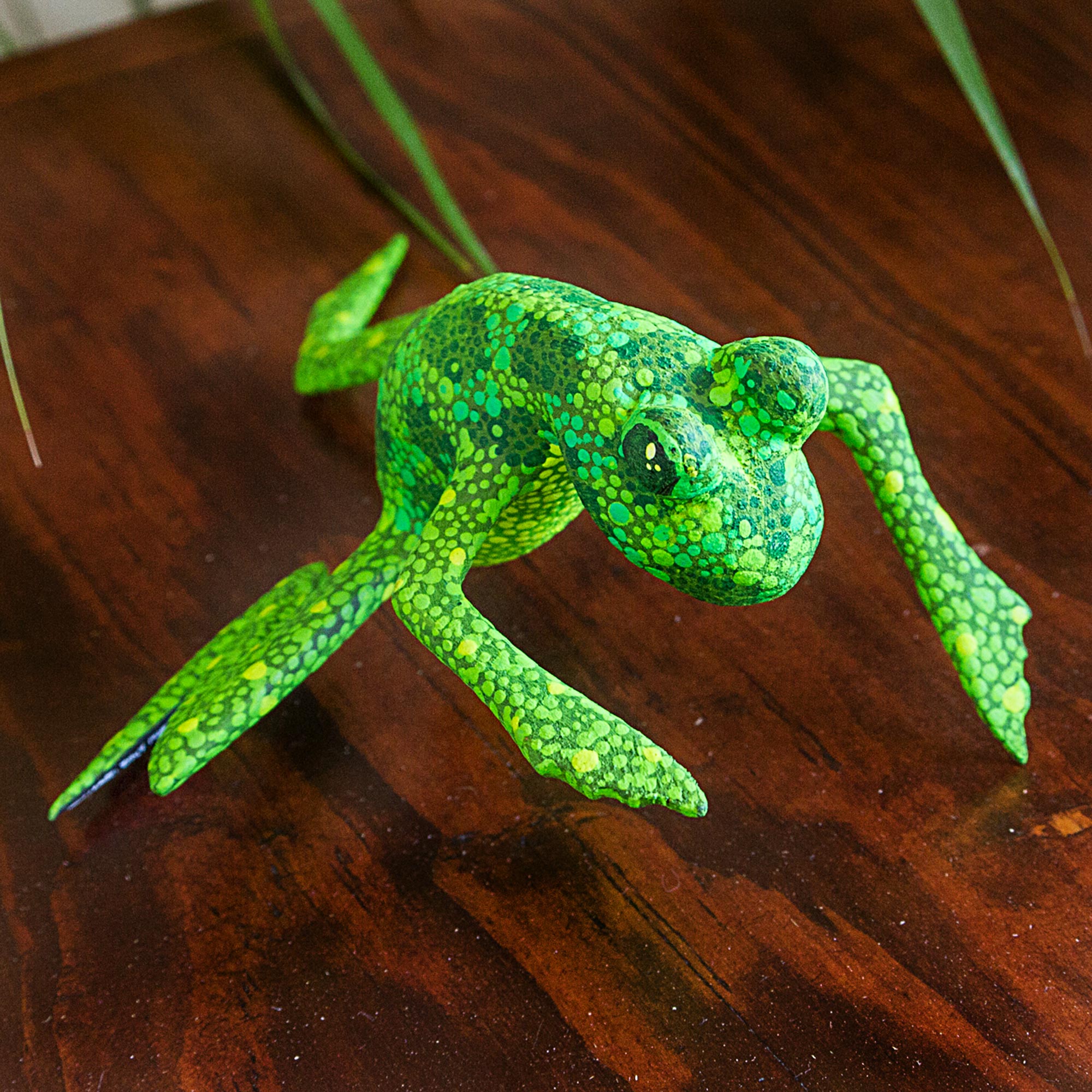Premium Hand-Painted Green Oaxaca Frog Alebrije Sculpture