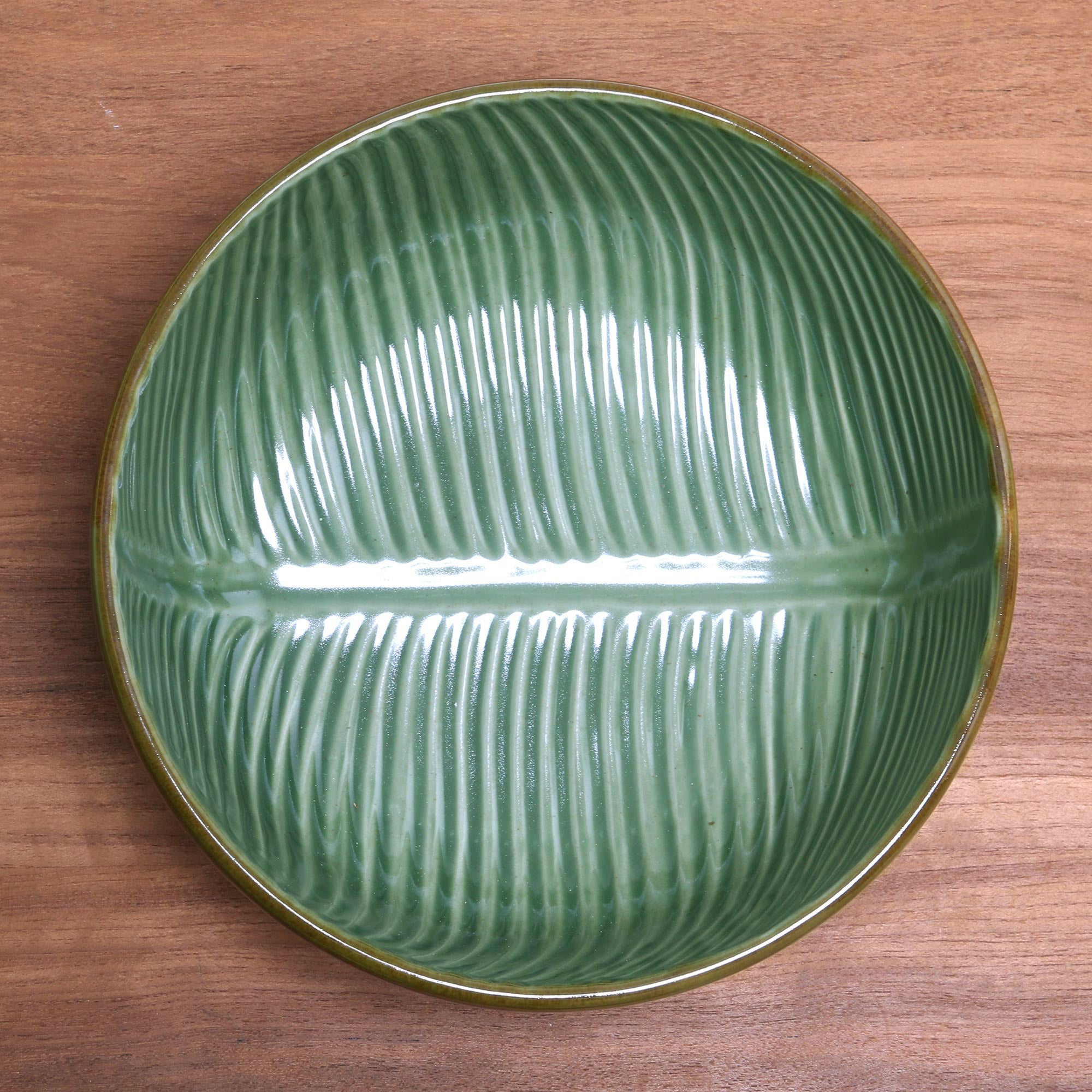 Premium Handcrafted Banana Leaf Ceramic Serving Bowl - 9 Inch, Artisan Design