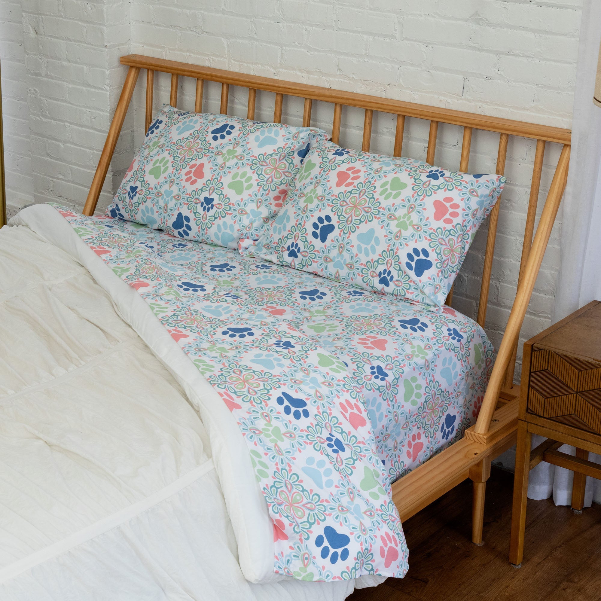 Ultimate Pastel Paws Premium Microfiber Sheet Set