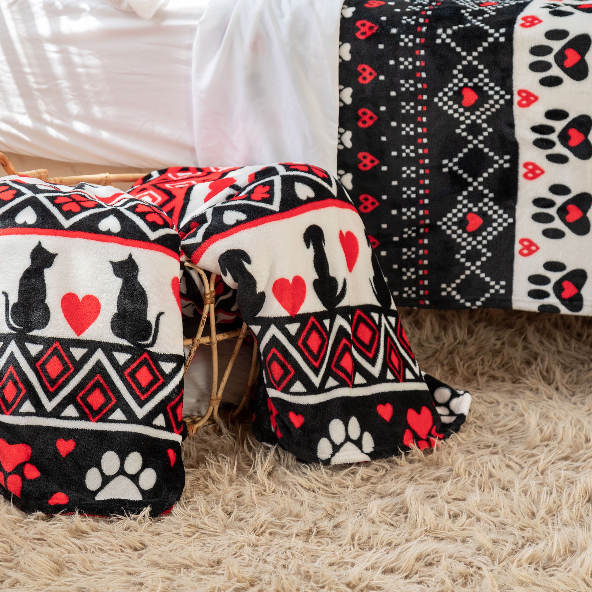 Premium Hearts & Paws Ultra-Soft Fleece Blanket