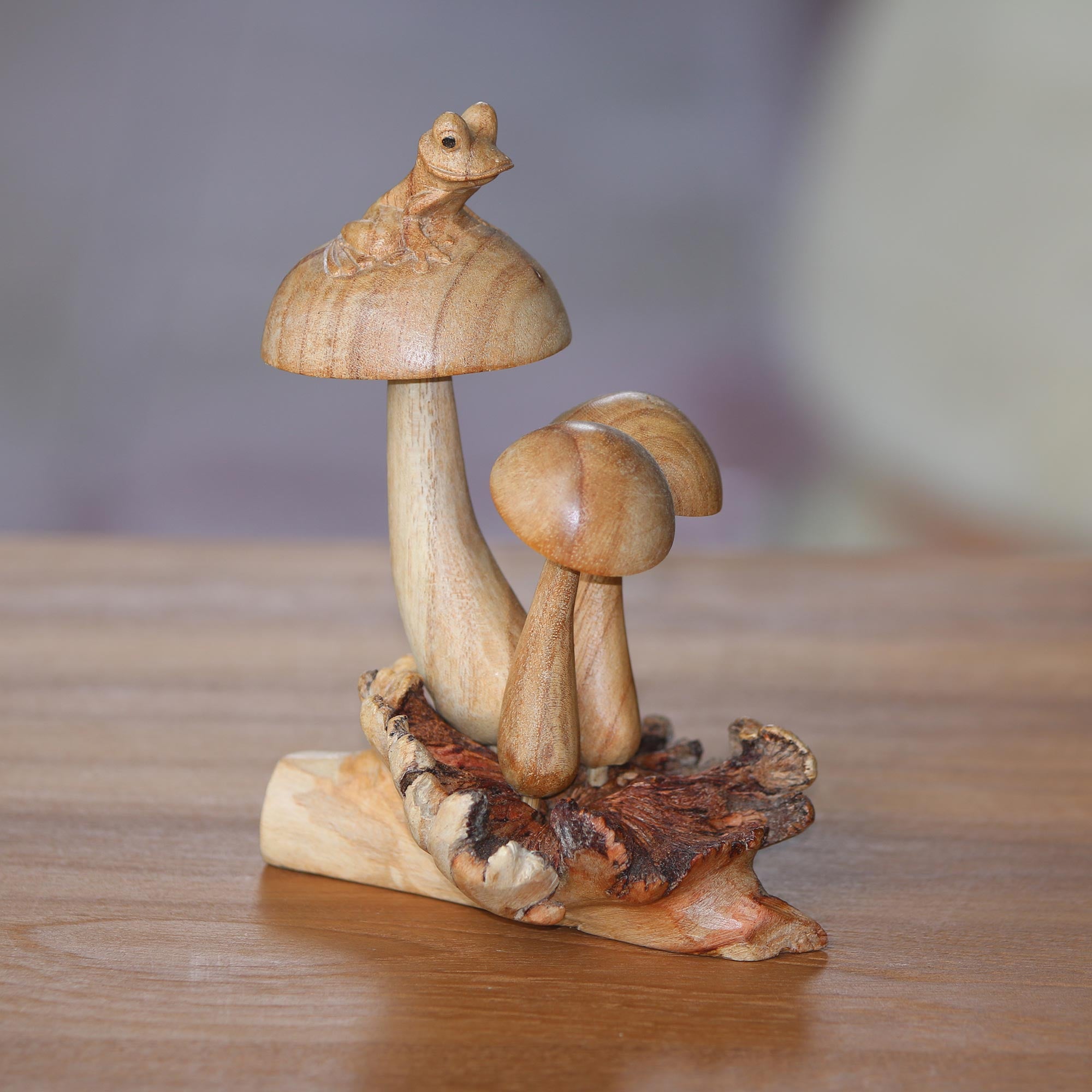 Premium Hand-Carved Tree Frog & Mushroom Sculpture - Jempinis Wood Art