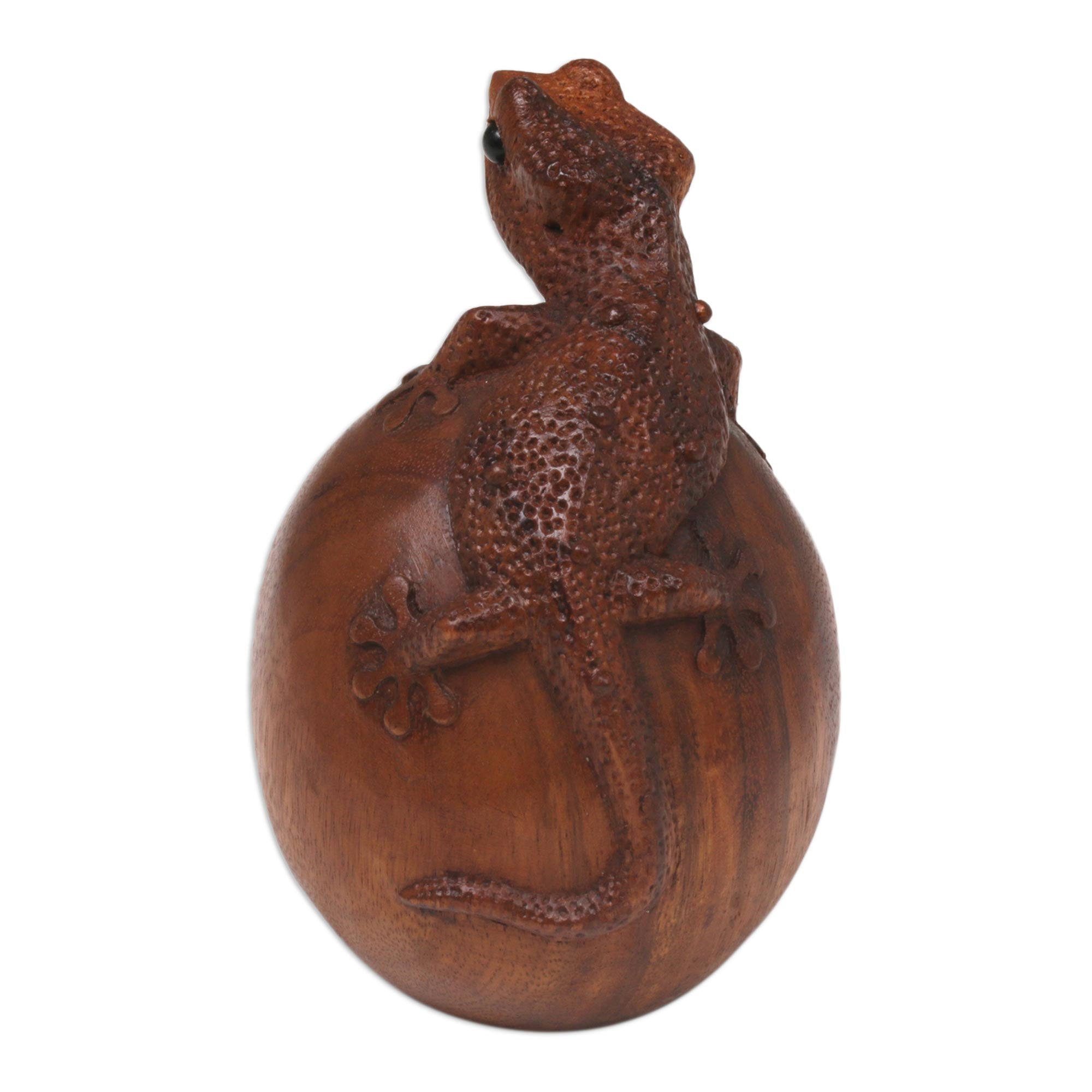 Premium Handcrafted Gecko Sculpture in Suar Wood