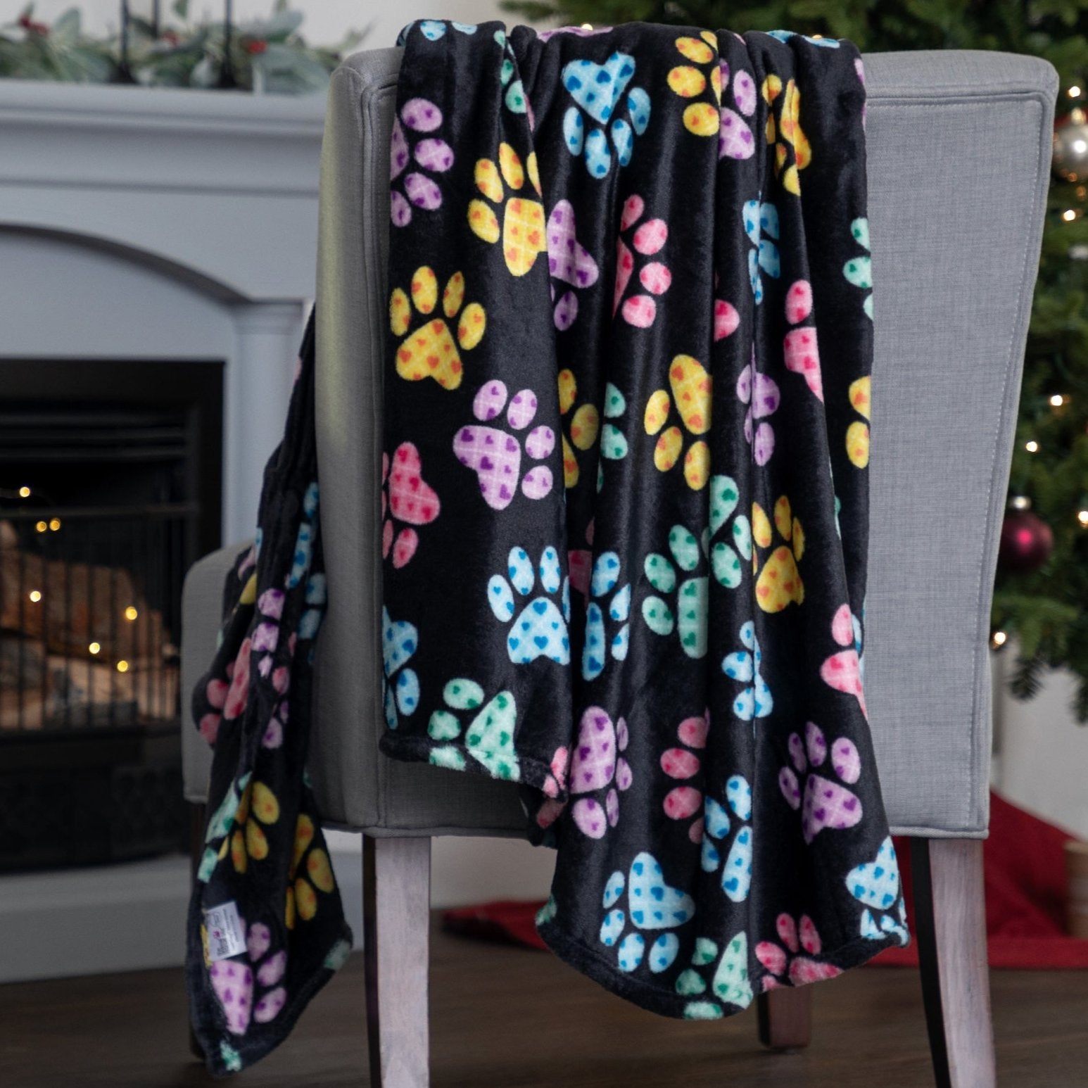 Premium Paw Print Fleece Blanket - Ultimate Cozy Comfort