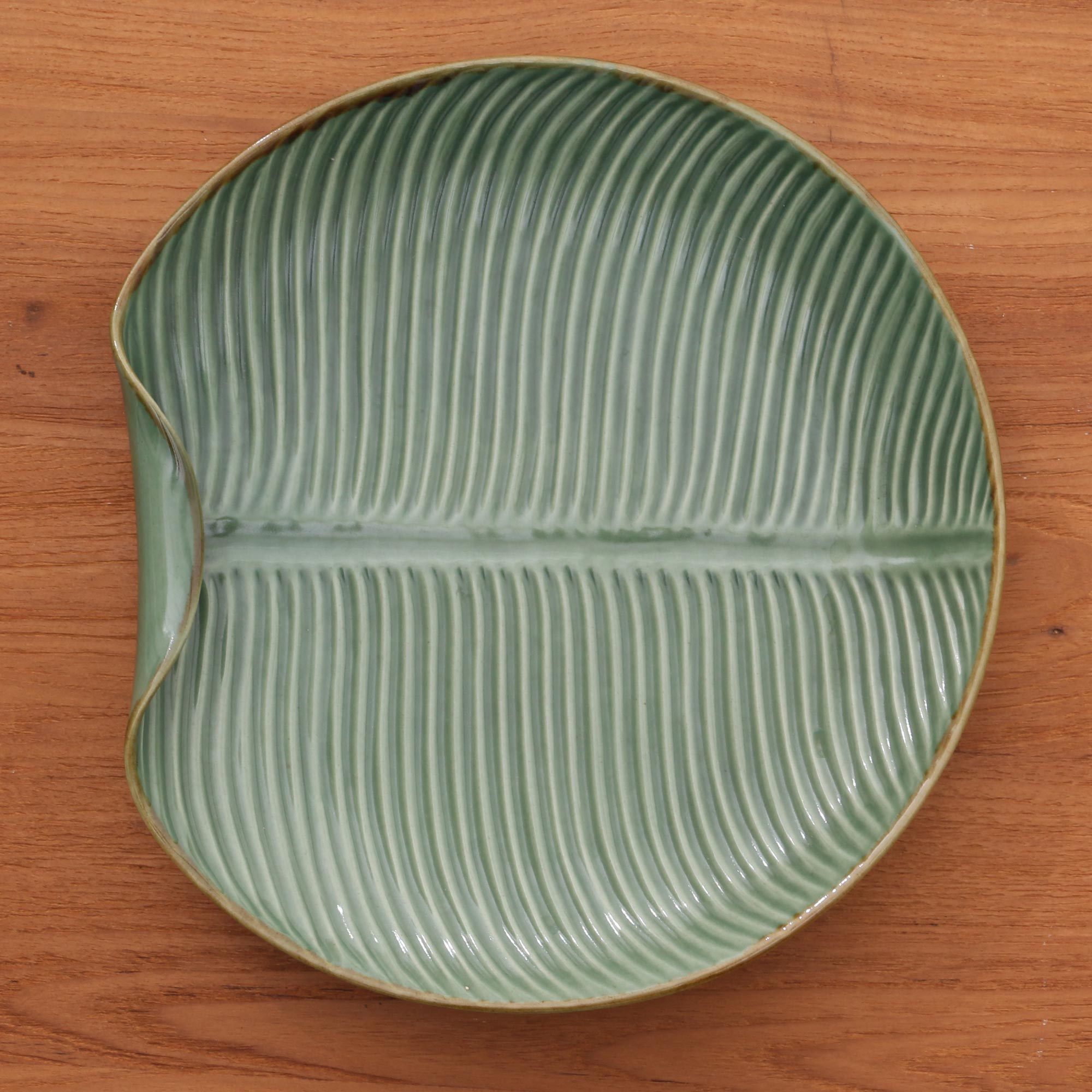Premium Banana Vibes Ceramic Leaf Plate - Handcrafted in Bali