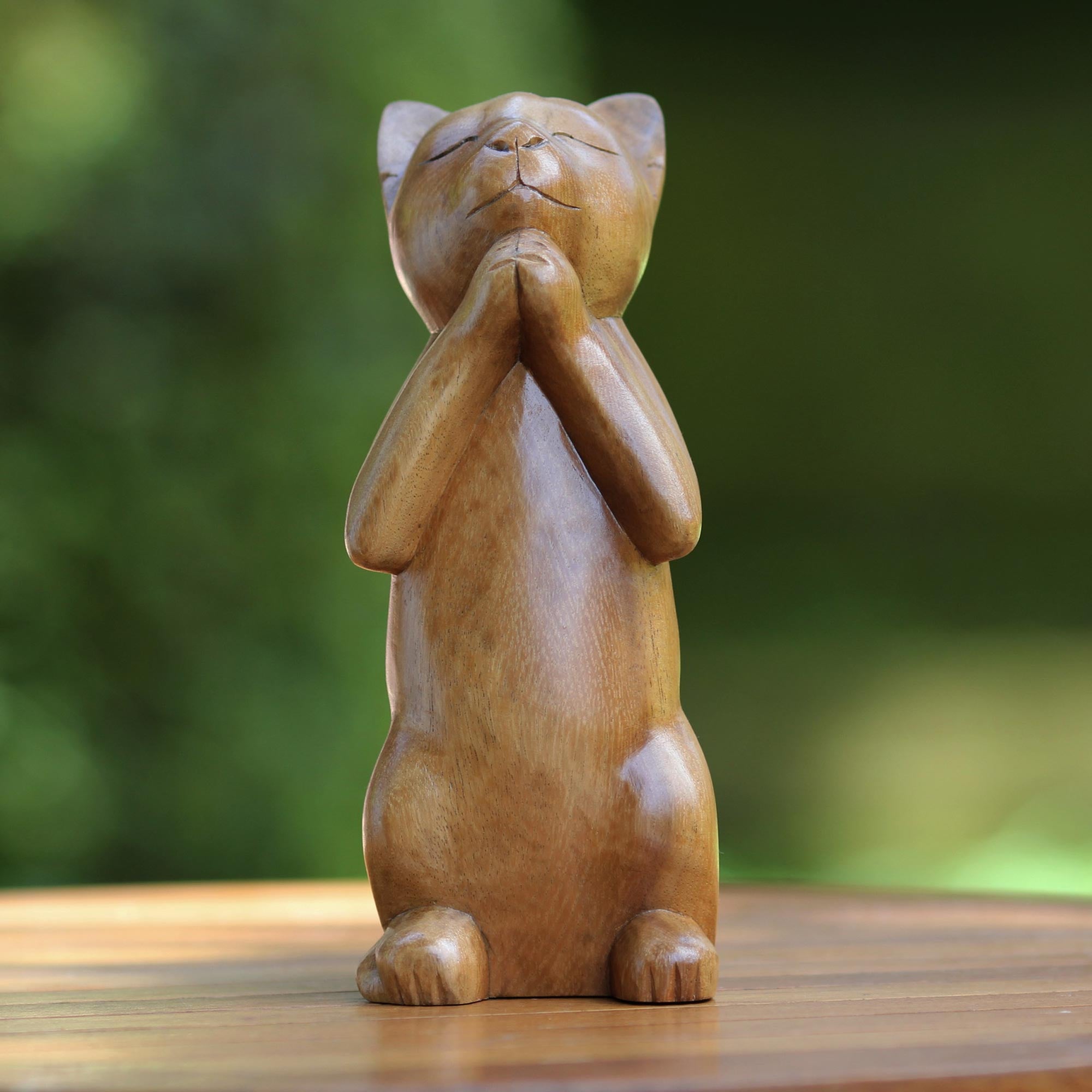 Premium Wishing Cat Suar Wood Sculpture - Handcrafted Indonesian Art