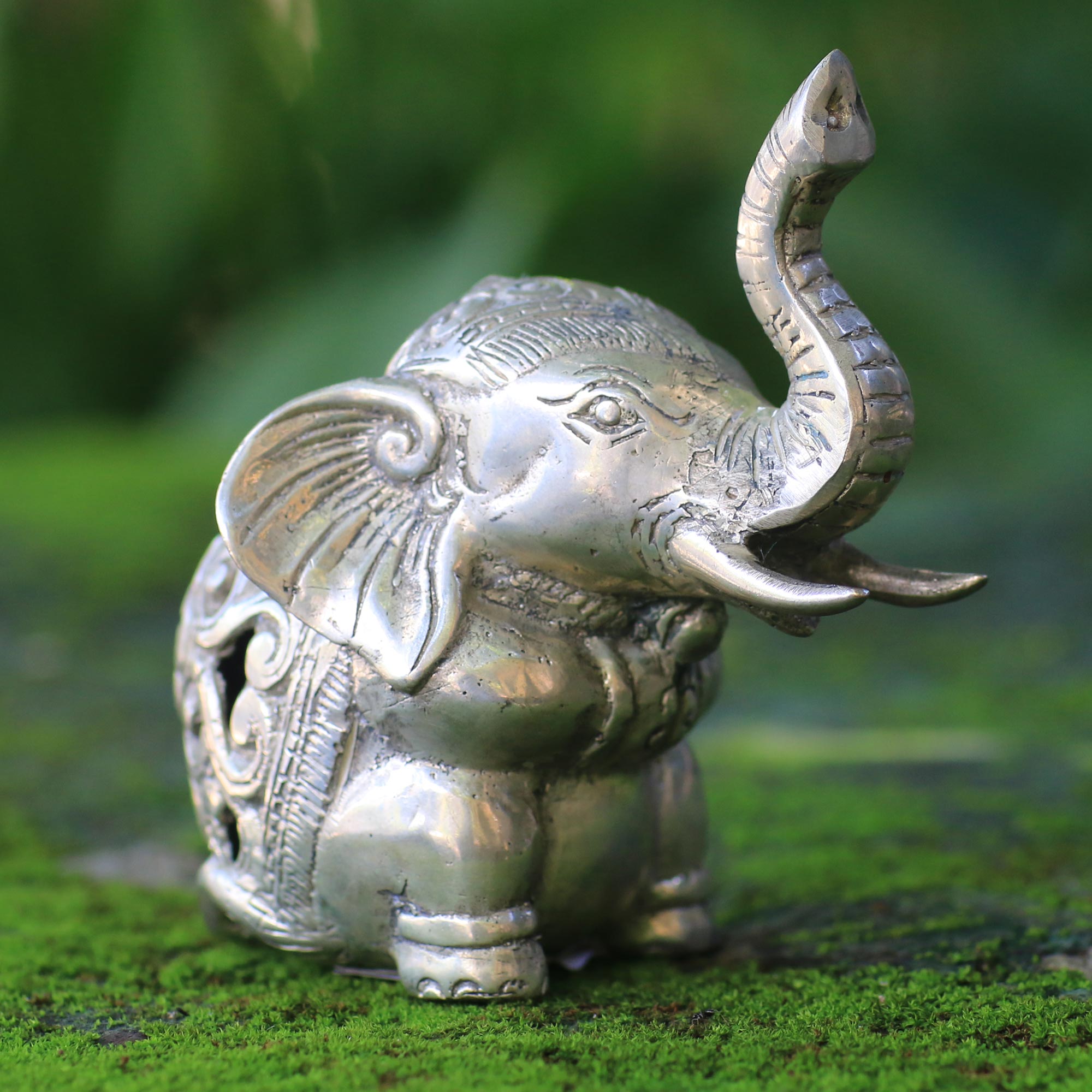 Premium Indonesian Bronze Elephant Statuette with Antique Silver Finish