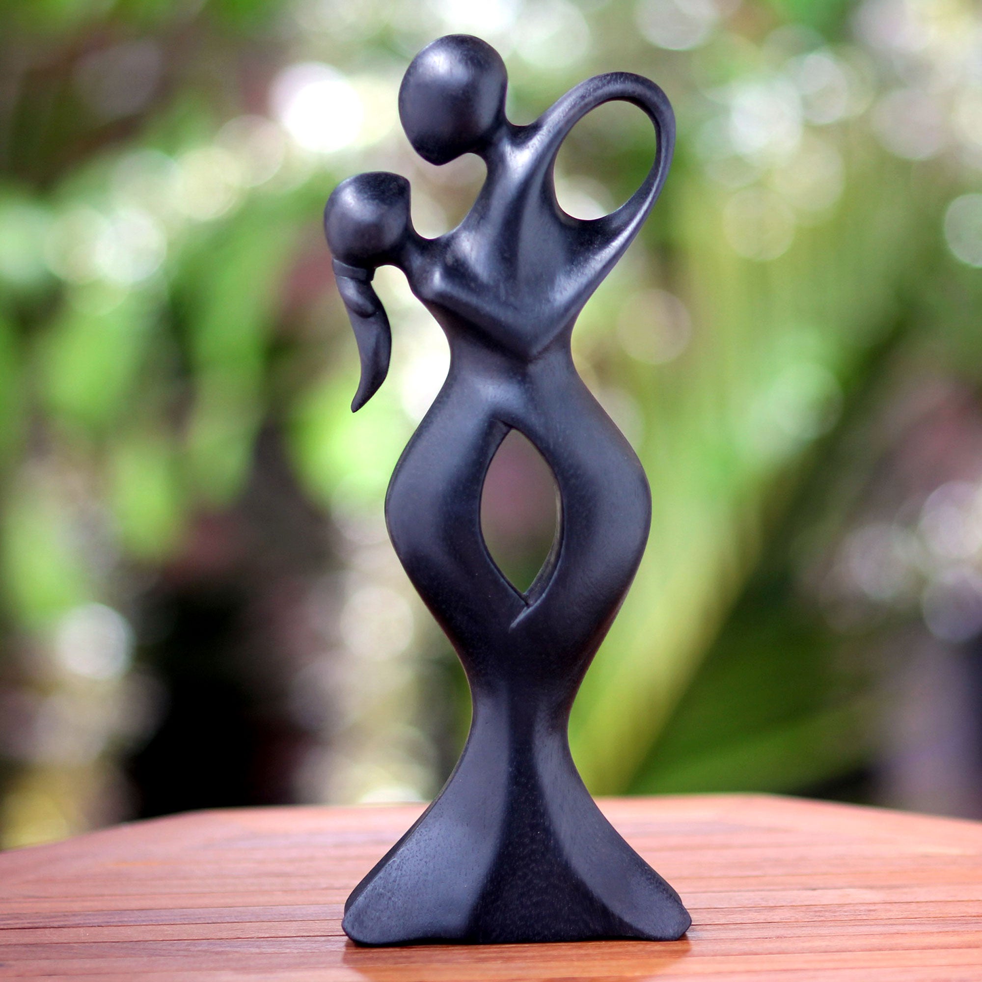 Premium Soul Embrace Romantic Couple Sculpture - Handcrafted Suar Wood Art Piece
