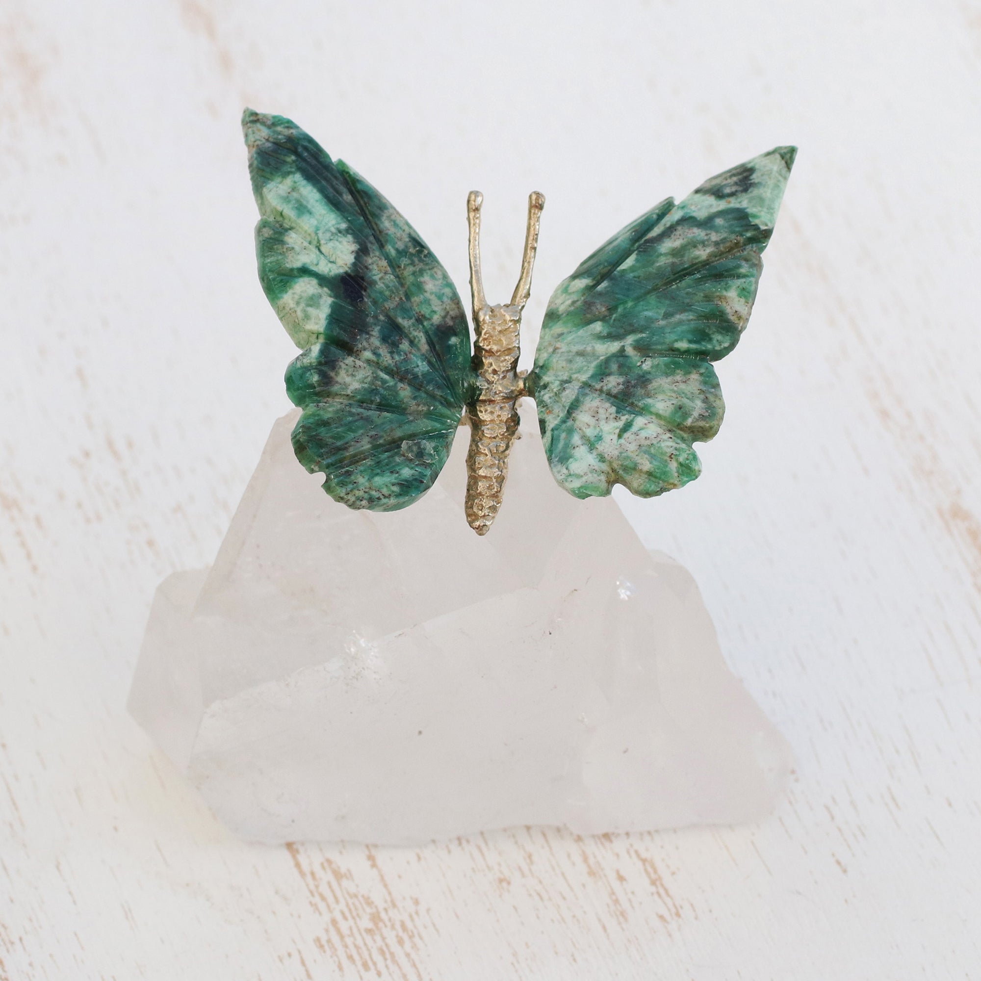 Premium Serpentinite Butterfly Sculpture on Quartz Base – Ultimate Natural Elegance