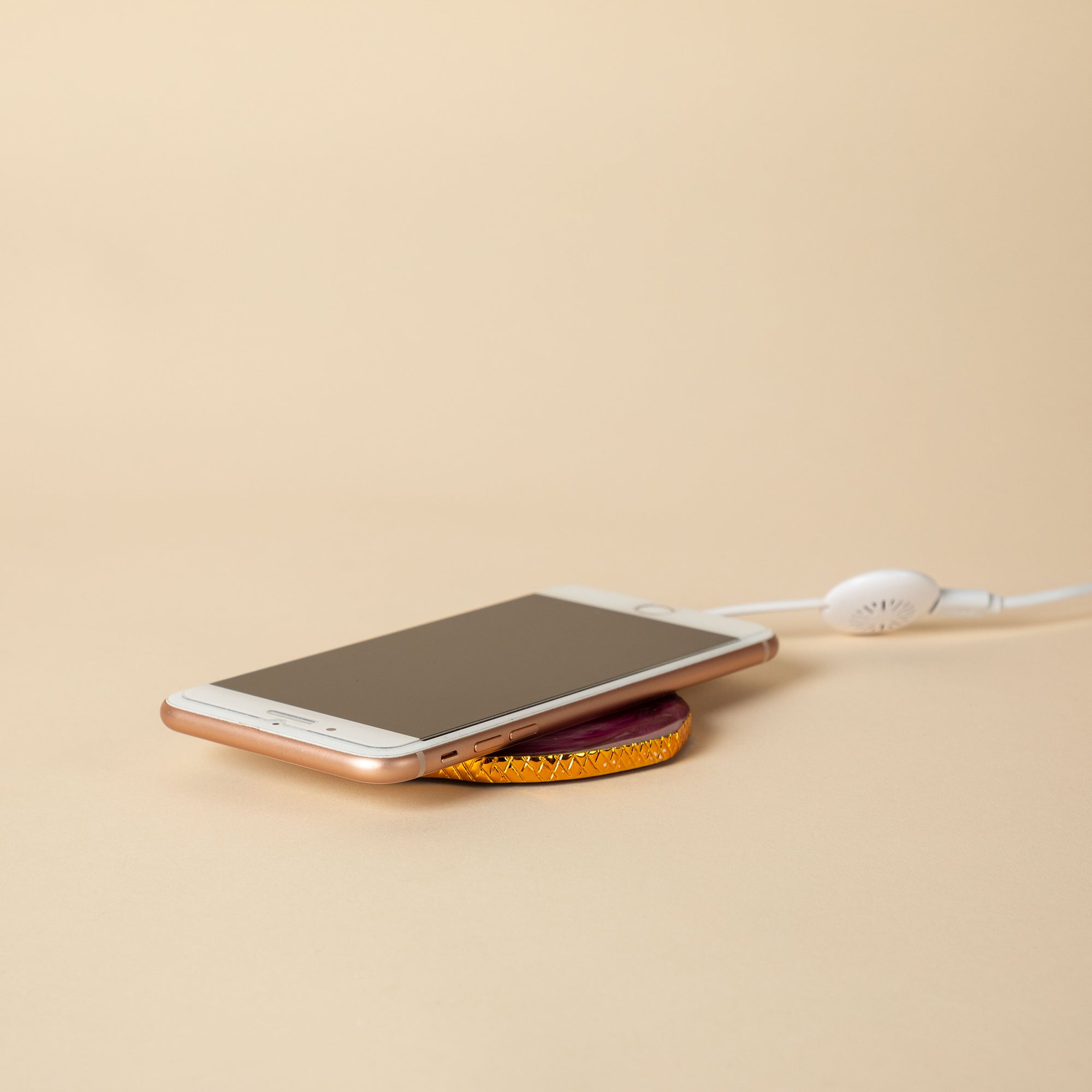 Premium Wireless Charging Agate Crystal Pad - Ultimate Style & Fast Charge