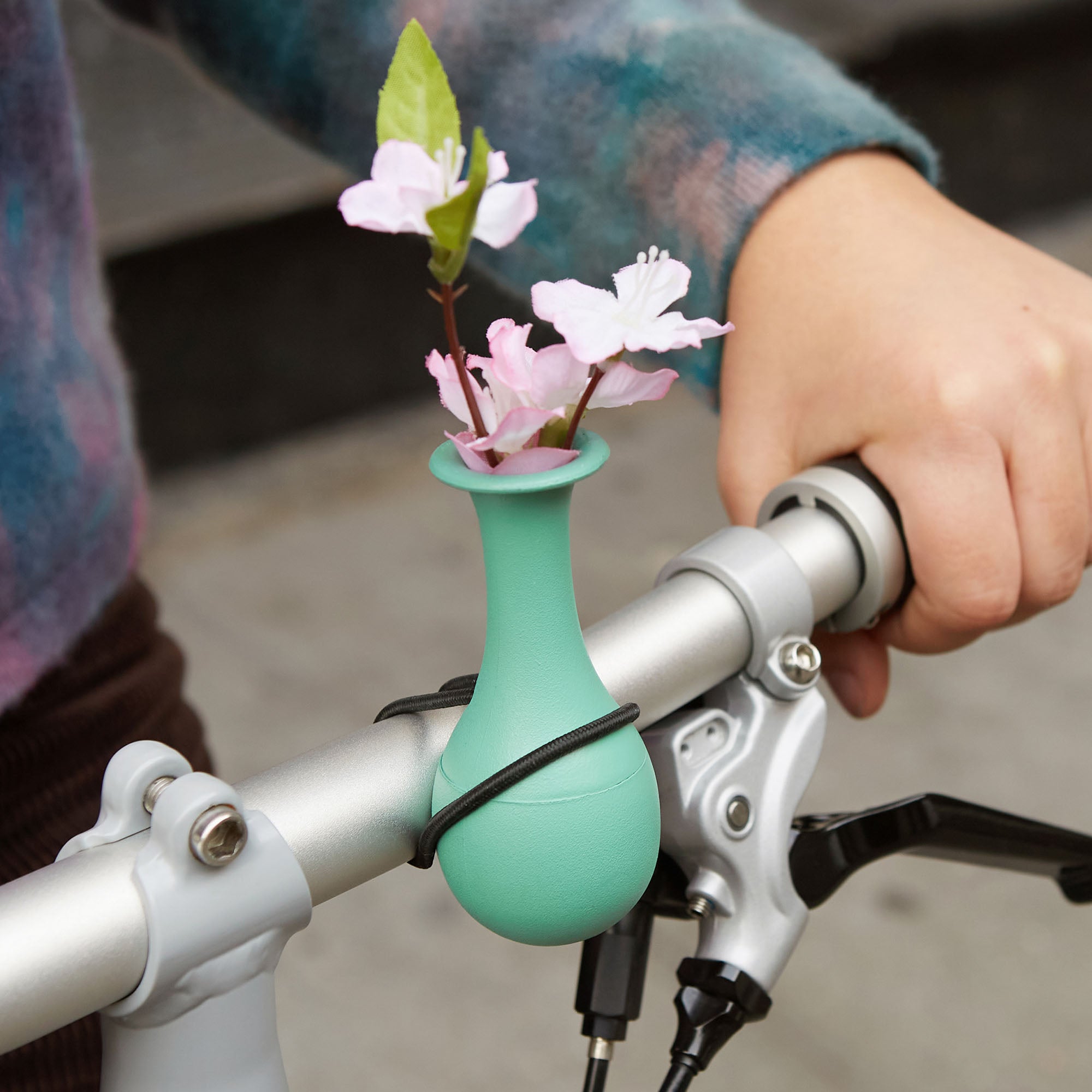 Premium Bike Vase - Ultimate Style & Functionality