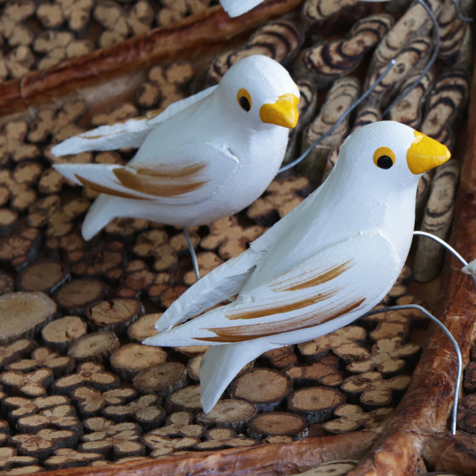 Premium White Wood Dove Ornaments - Set of 5 for Peaceful Holiday Decor
