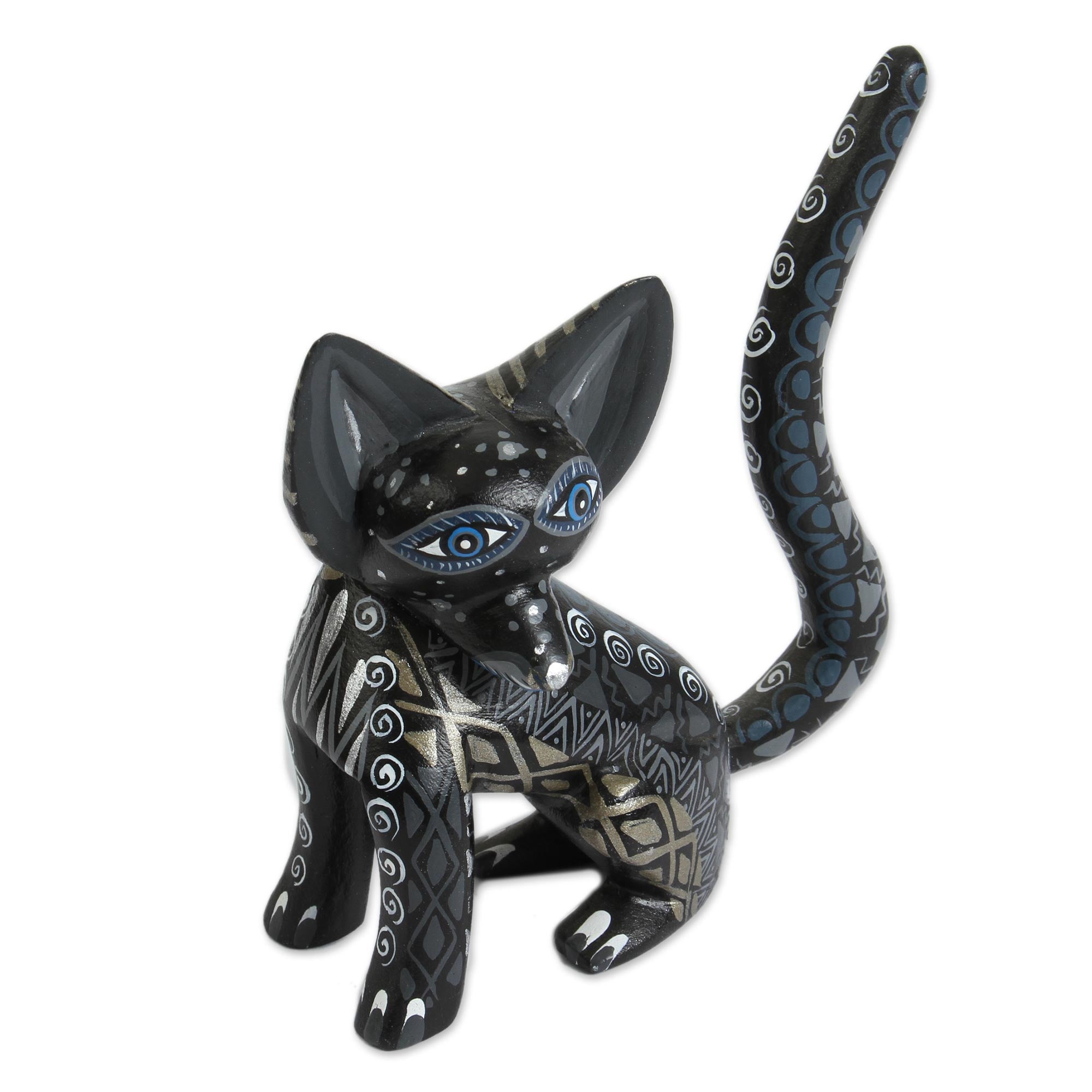 Premium Black Fox Alebrije Figurine - Handcrafted Mexican Art