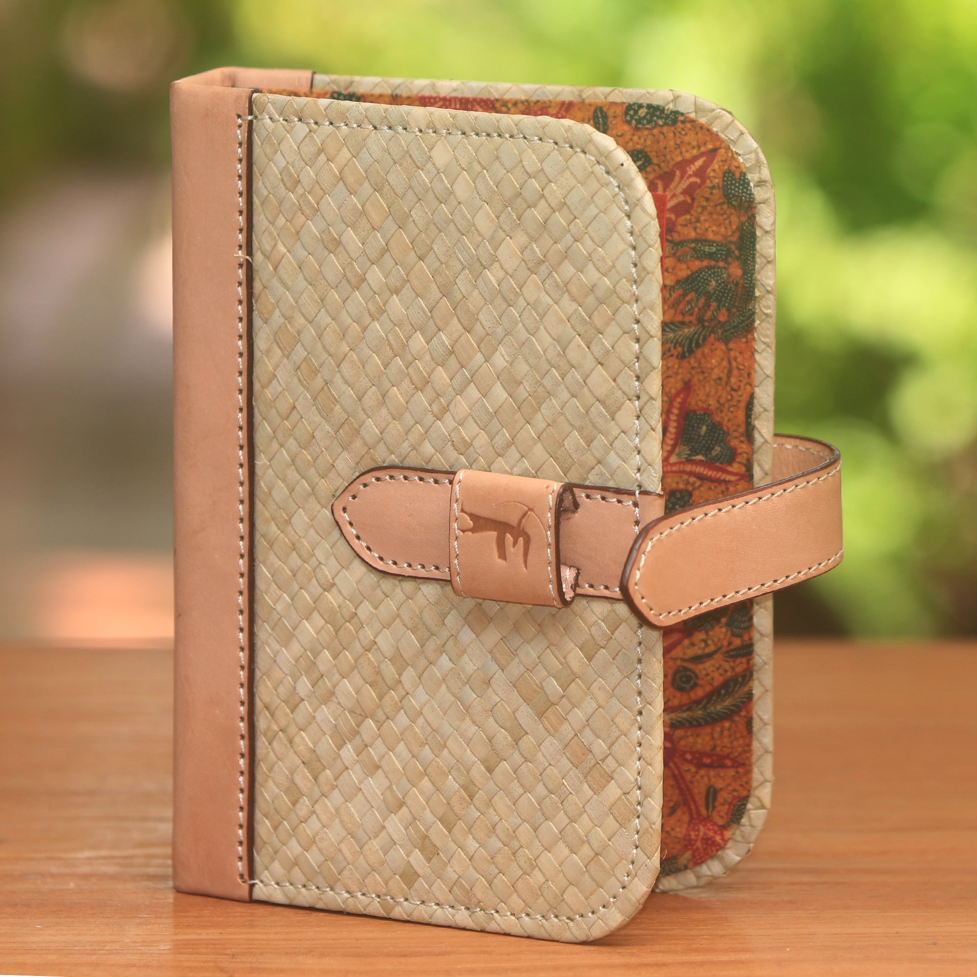 Premium Archer's Mark Beige Woven Pandanus Leaf Journal Binder - Ultimate Craftsmanship
