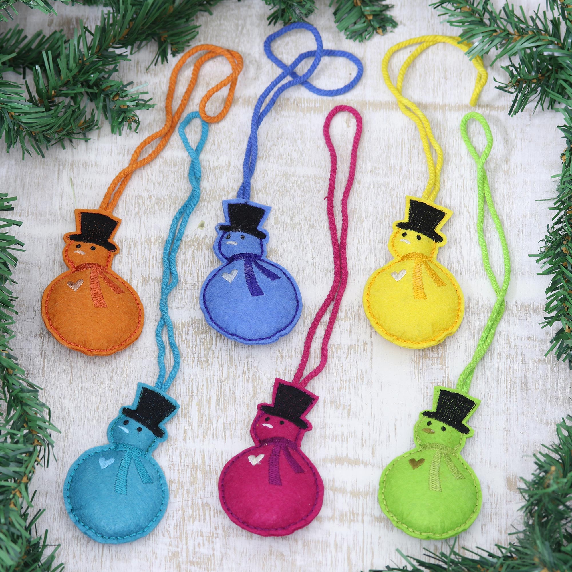 Premium Handcrafted Wool Snowman Ornaments Set of 6 - Festive Holiday Decor from India