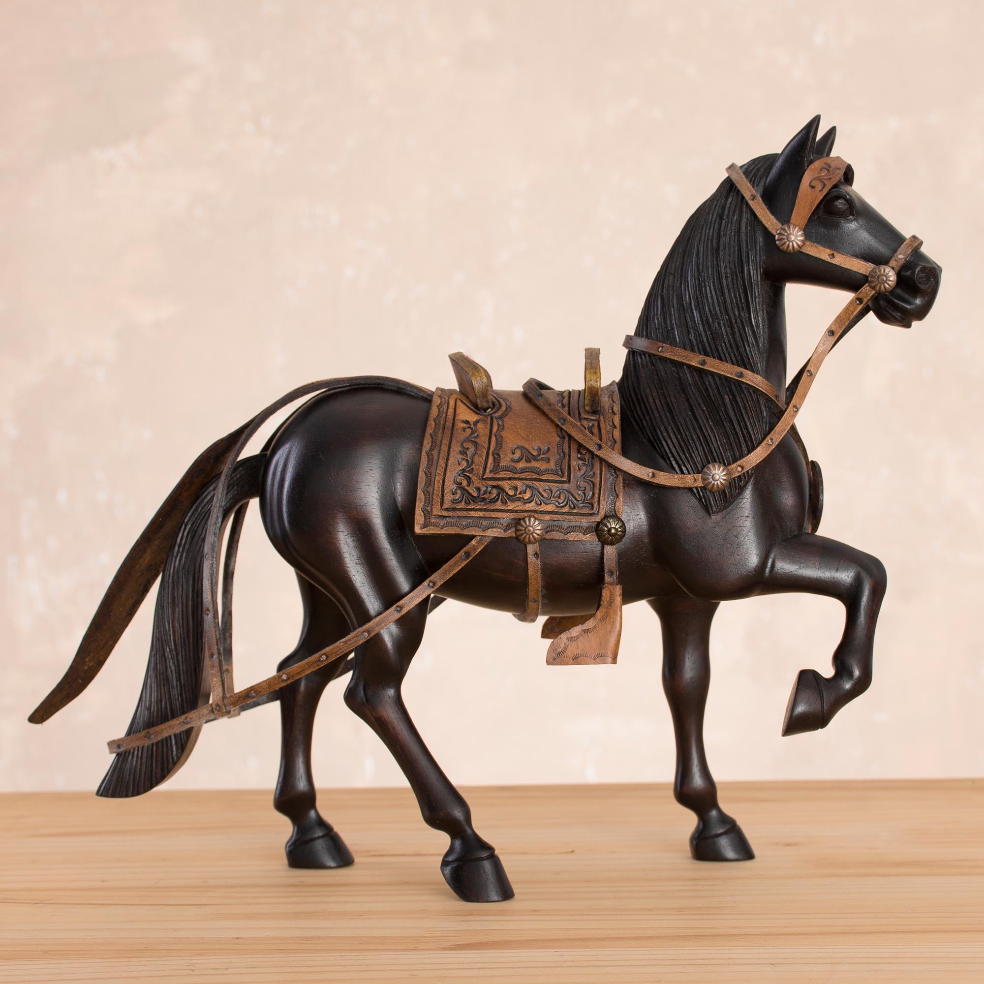 Premium Peruvian Paso Horse Sculpture in Cedar Wood & Leather (11.5 in.)