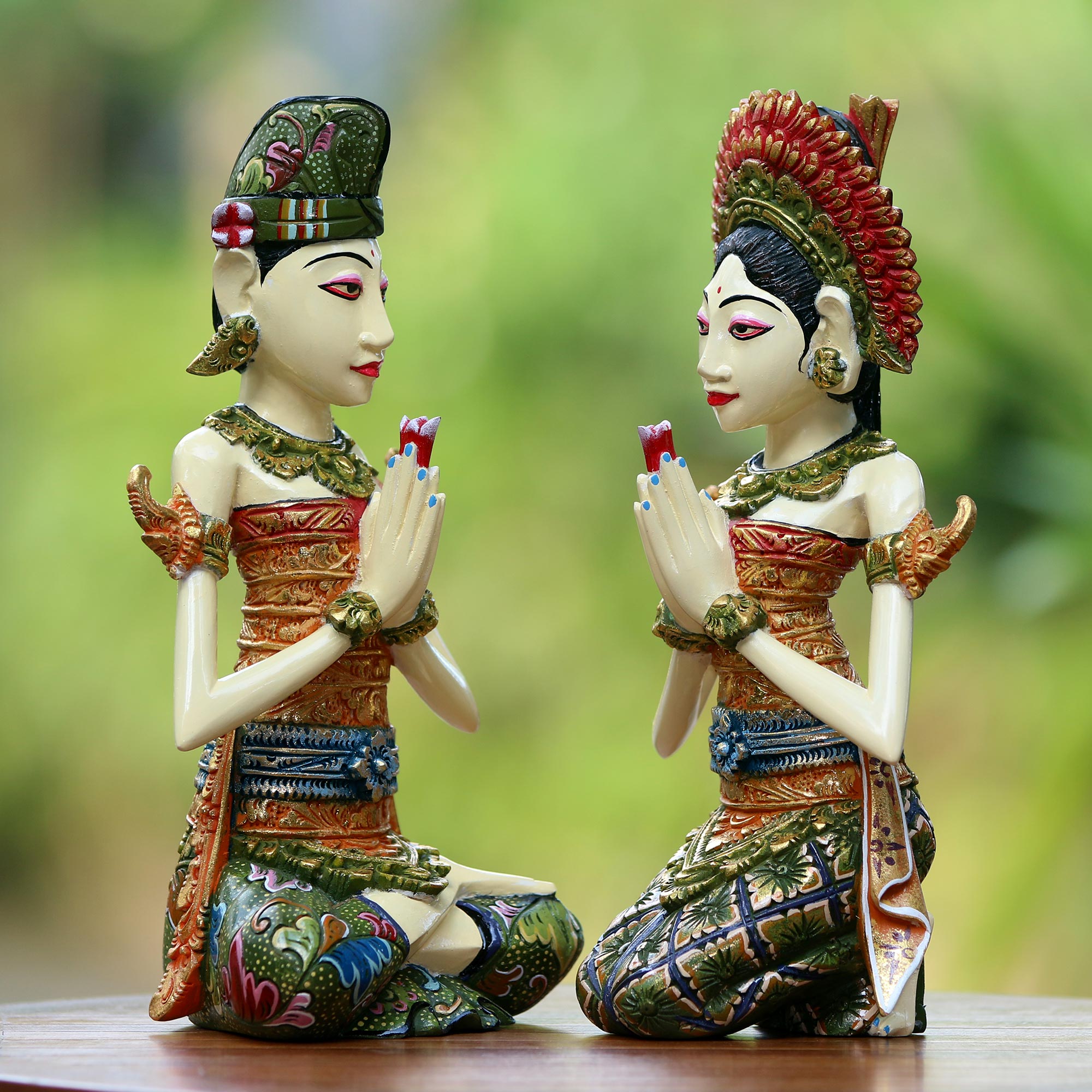 Premium Balinese Wedding Sculptures - Handcrafted Bride & Groom Pair