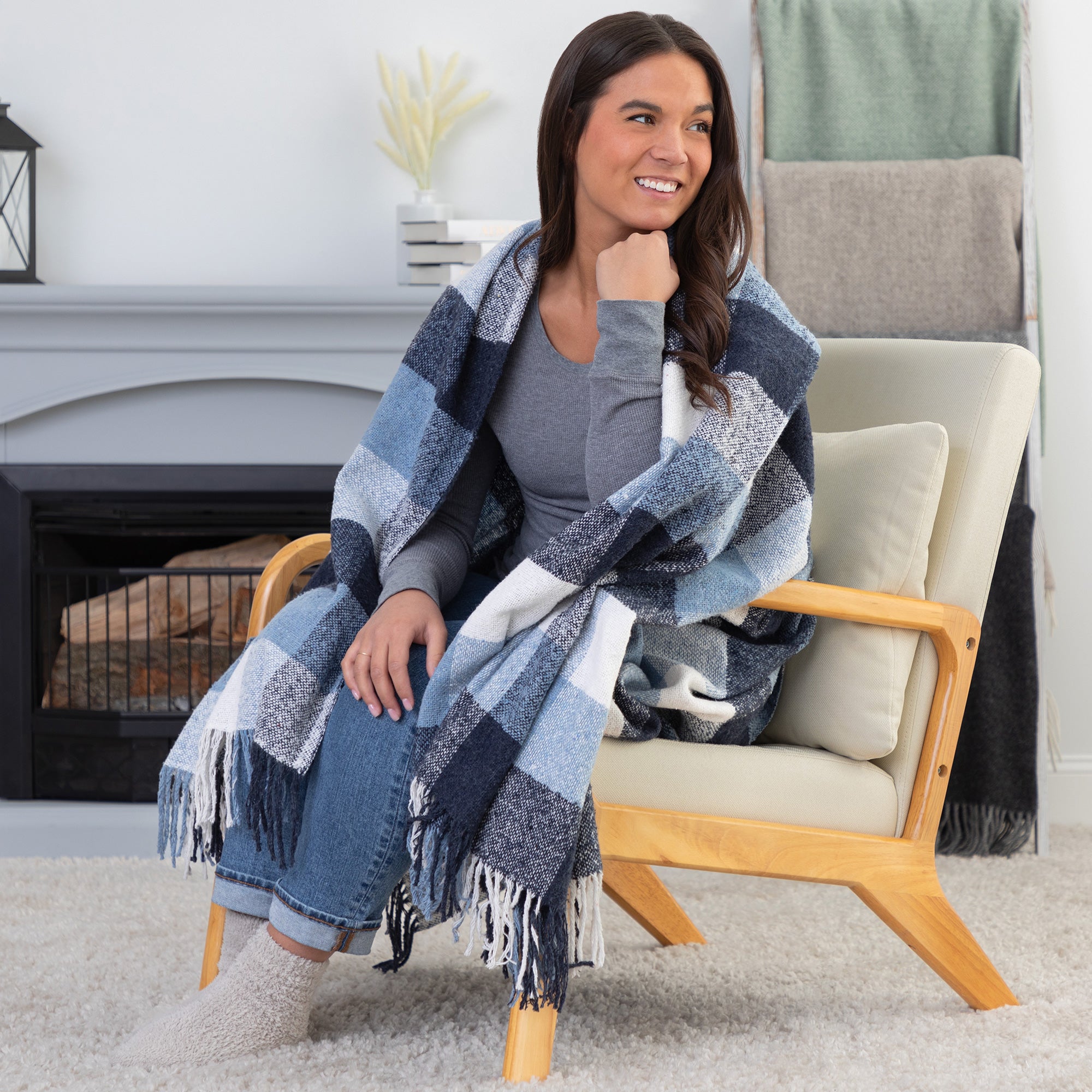 Premium Ukrainian Wool-Blend Fringed Throw Blanket - Ultimate Comfort & Warmth