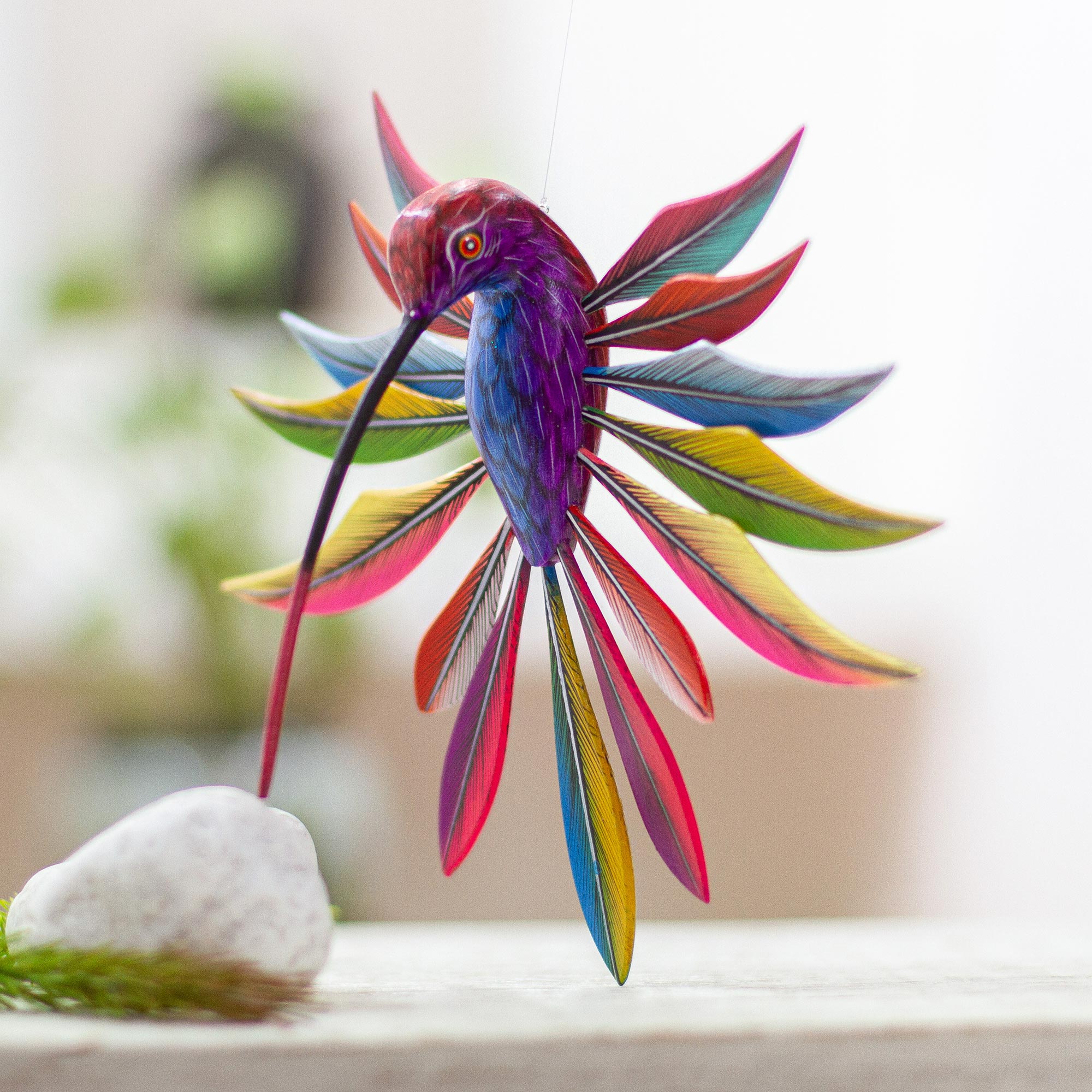 Premium Psychedelic Hummingbird Alebrije - Handcrafted Wood Art