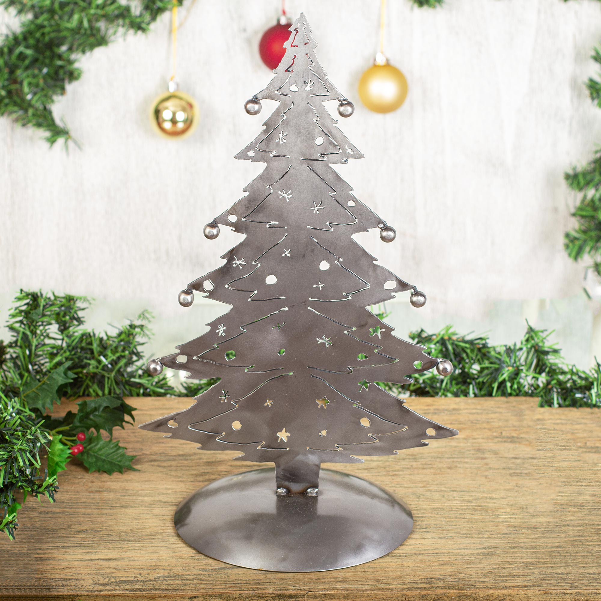 Premium Recycled Metal Christmas Tree Sculpture - Handcrafted in Mexico