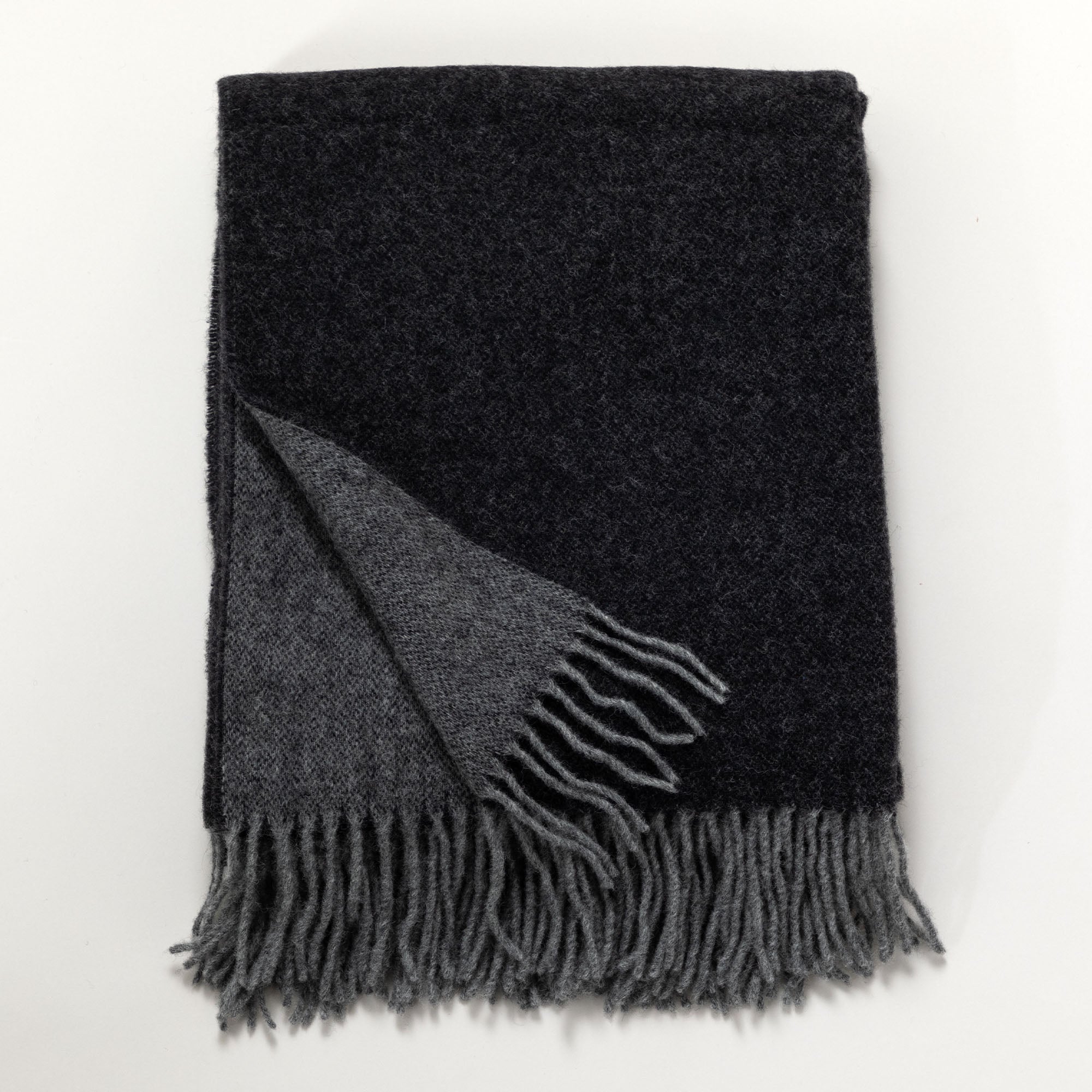 Premium Ukrainian 100% Merino Wool Throw Blanket - Ultimate Comfort & Sustainability