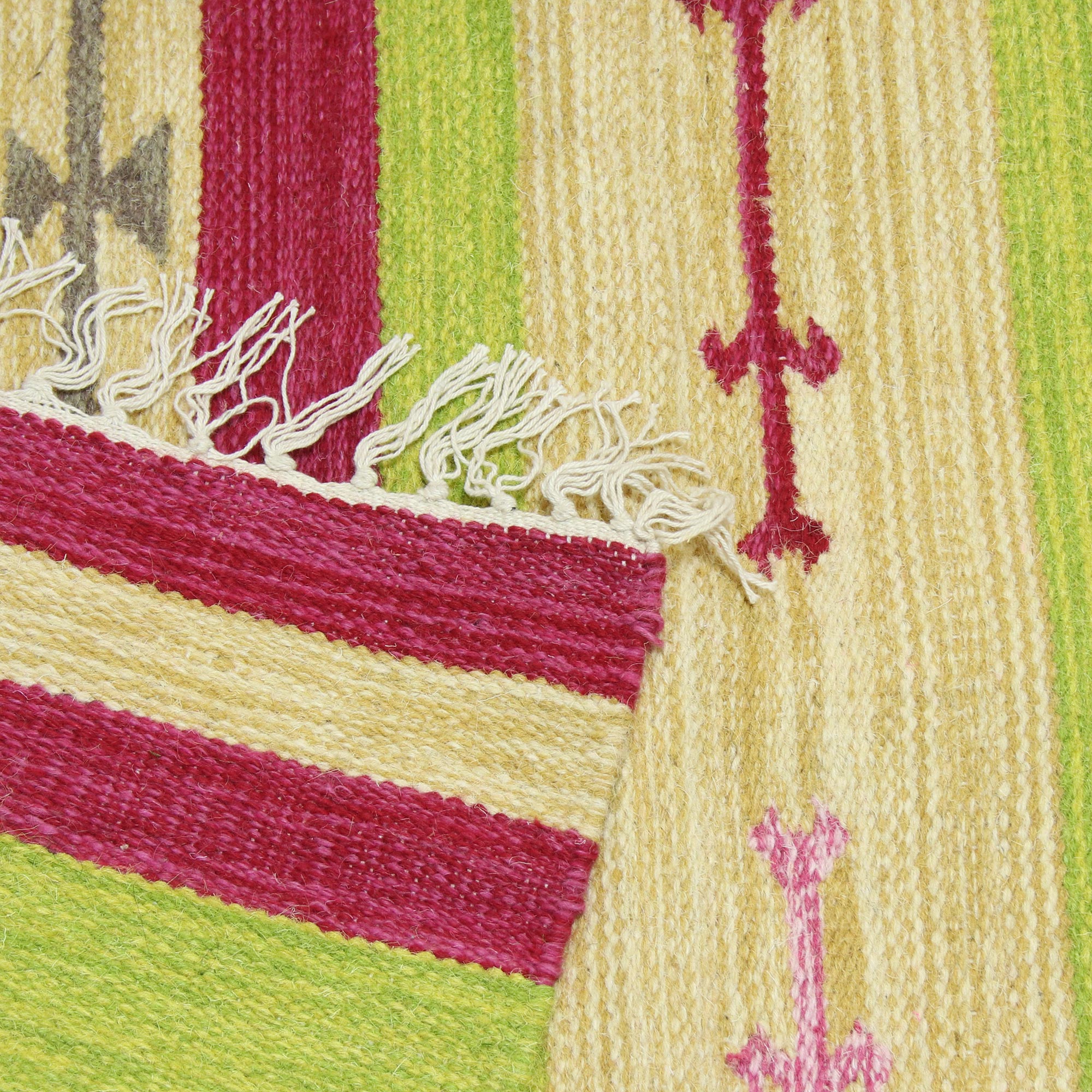Premium Geometric Cherry Lime Wool Dhurrie Rug – 4x6 Handwoven Elegance