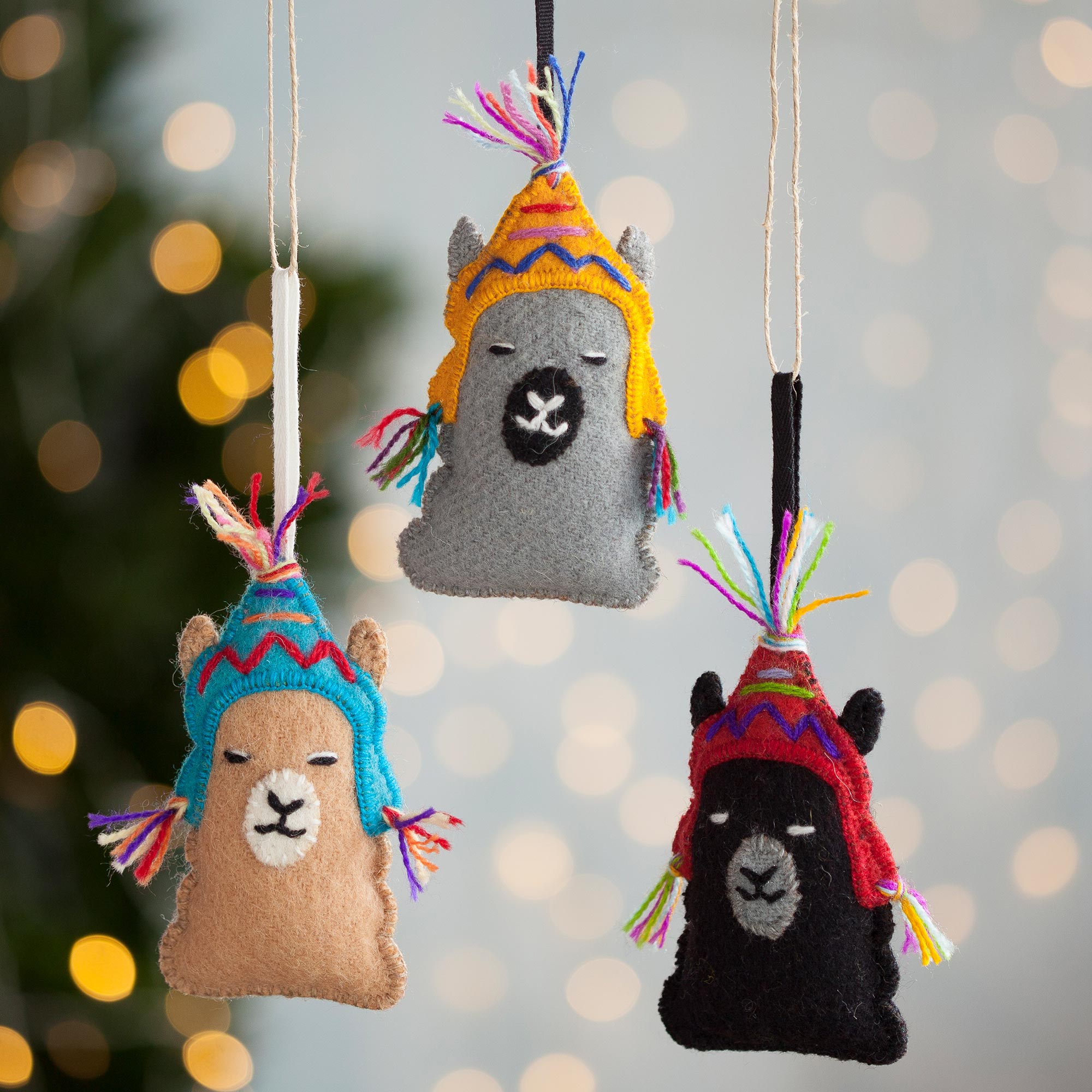 Premium Sleepy Llama Ornaments – Handcrafted in Peru (Set of 3)