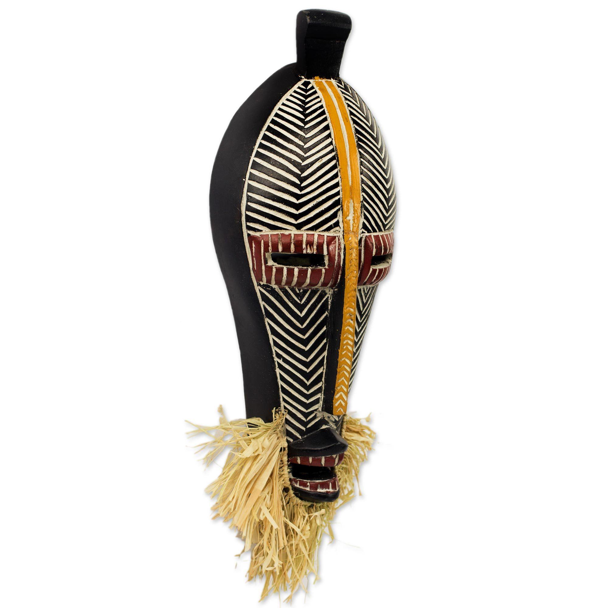 Premium Monifa Ghanaian Wood Mask - Handcrafted Decorative Art