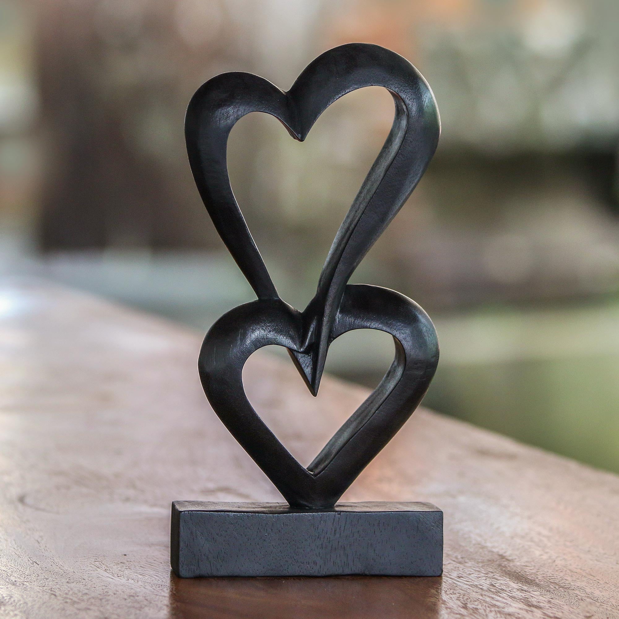 Premium Linking Hearts Romantic Wood Sculpture - Handcrafted Love Totem