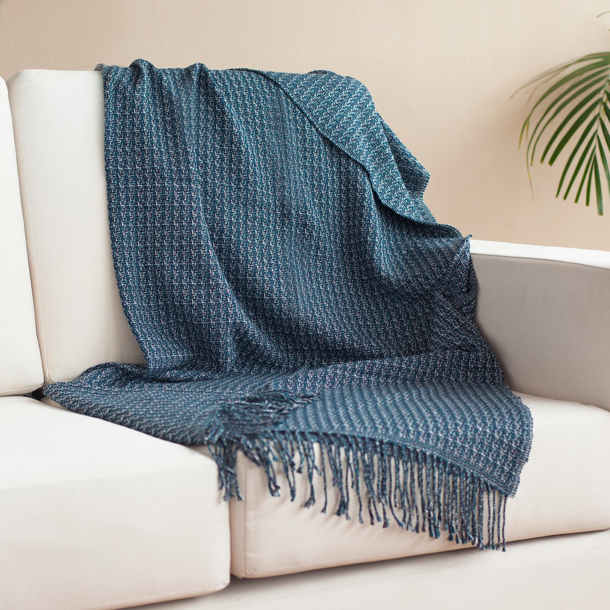 Premium Alpaca Blend Throw Blanket - Handwoven in Peru