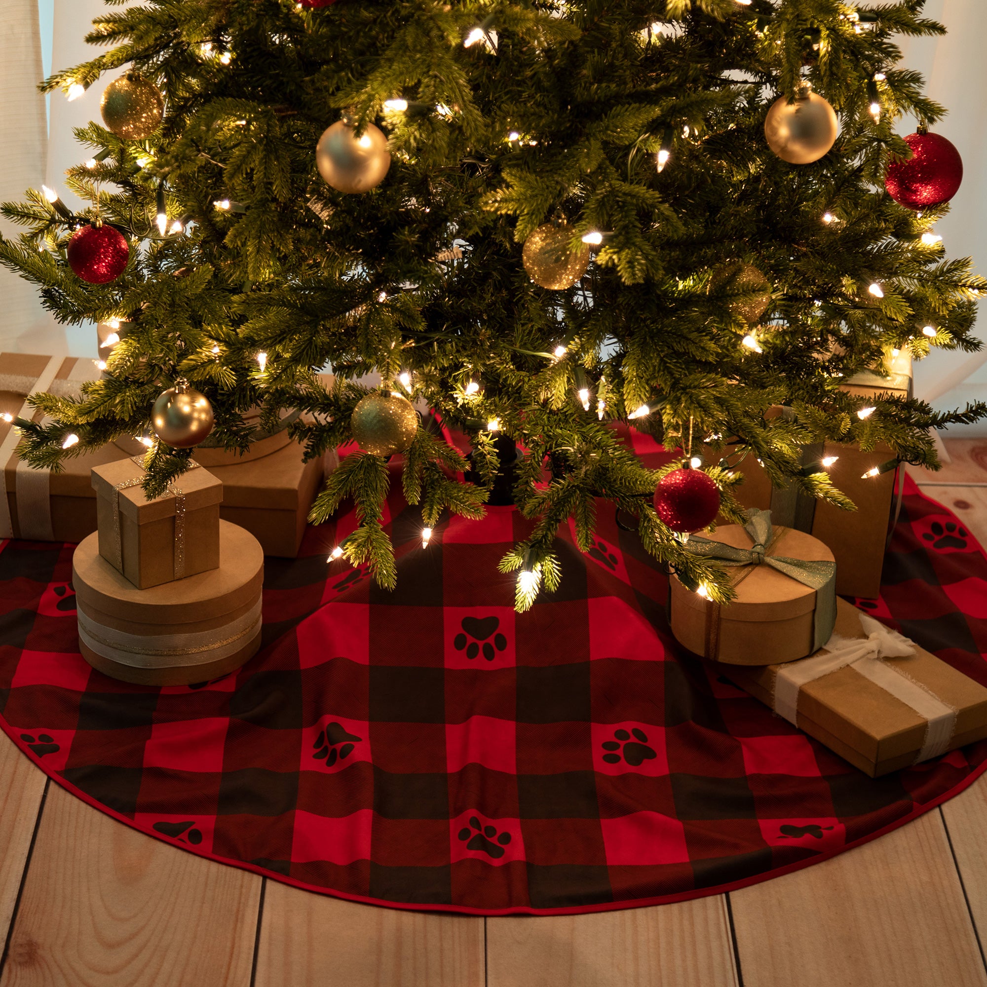 Premium Christmas Tree Skirt for Pet Lovers