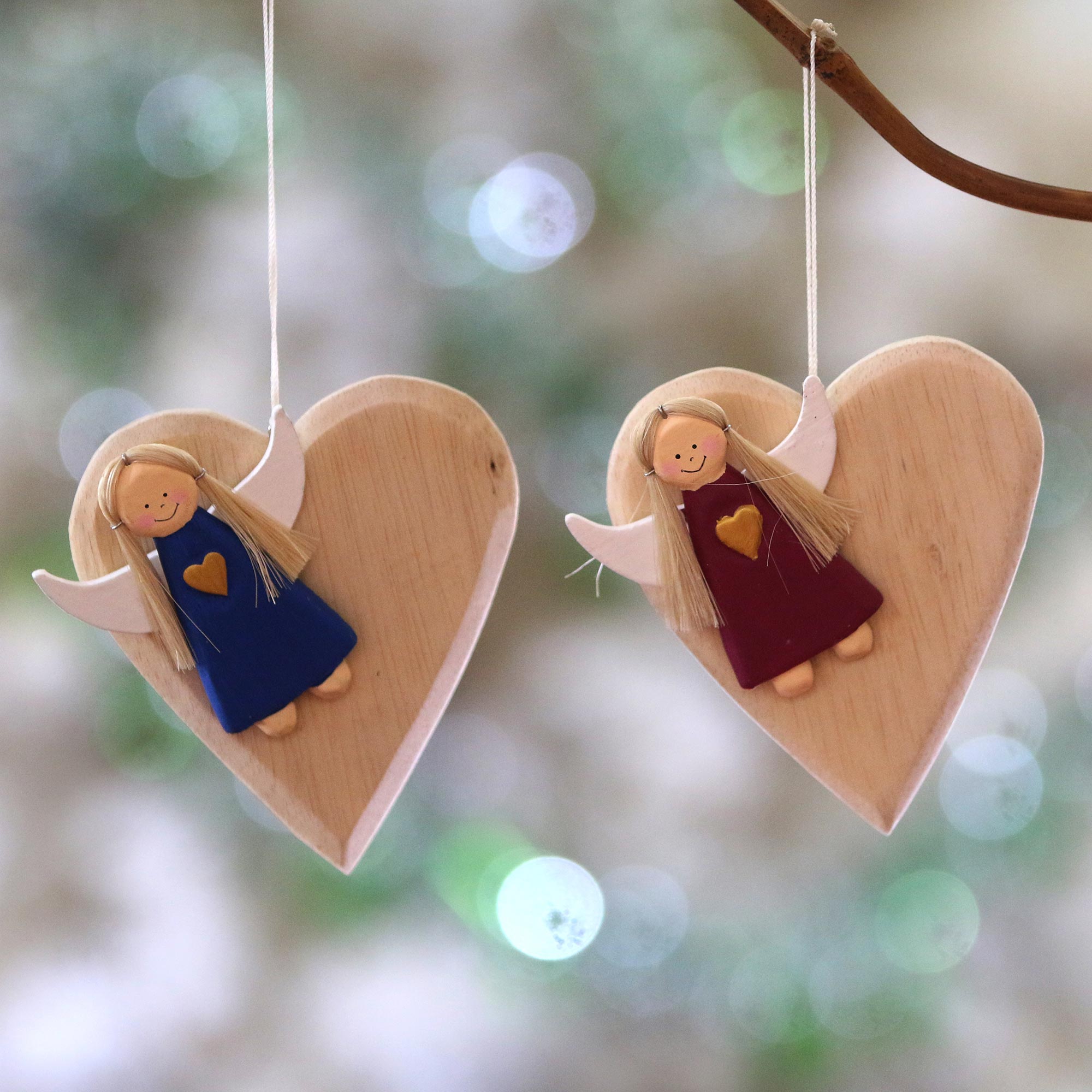 Premium Heart-Shaped Angel Ornaments - Handcrafted Albesia Wood from Bali (Pair)