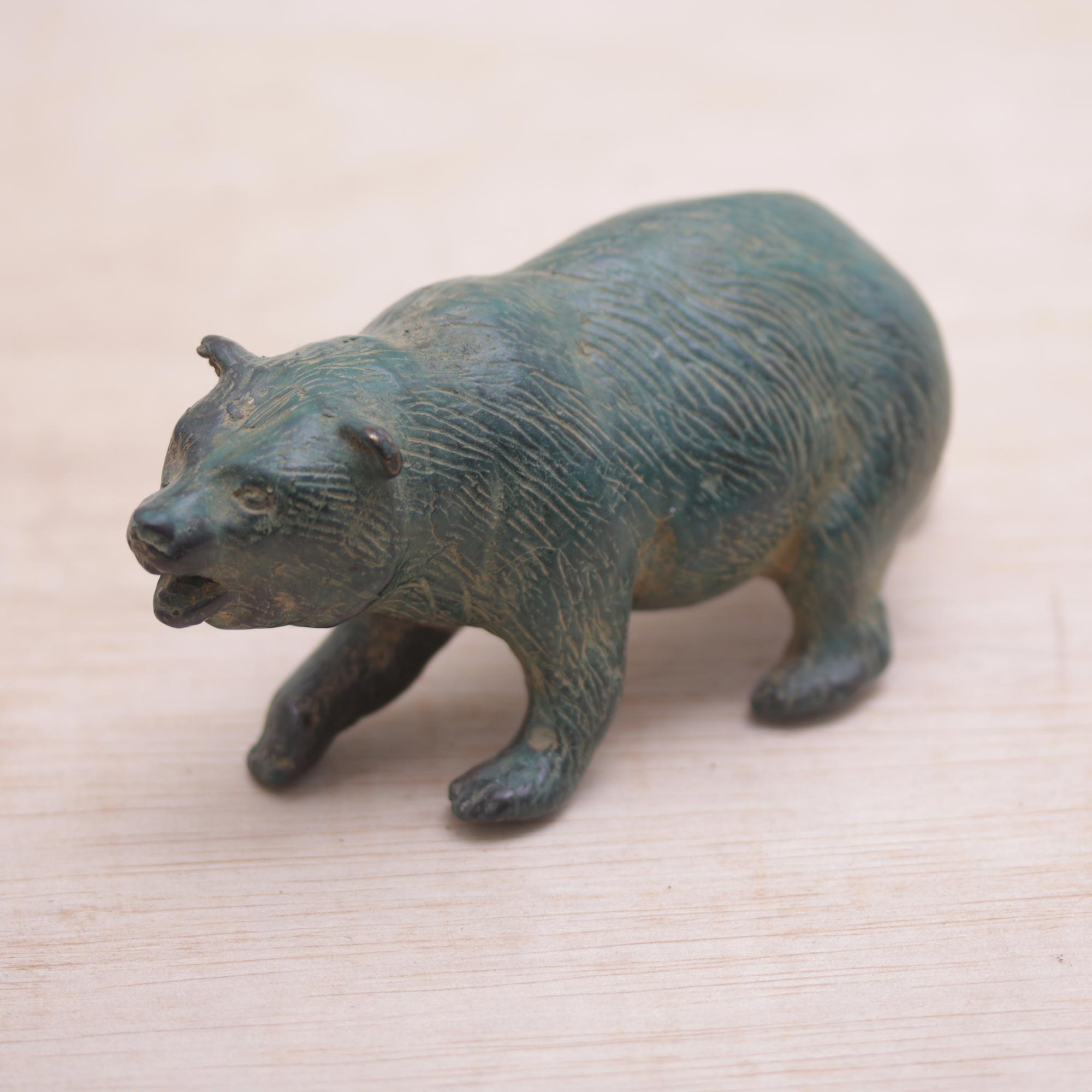 Premium Brave Bear Bronze Statue - Handcrafted Artisan Masterpiece