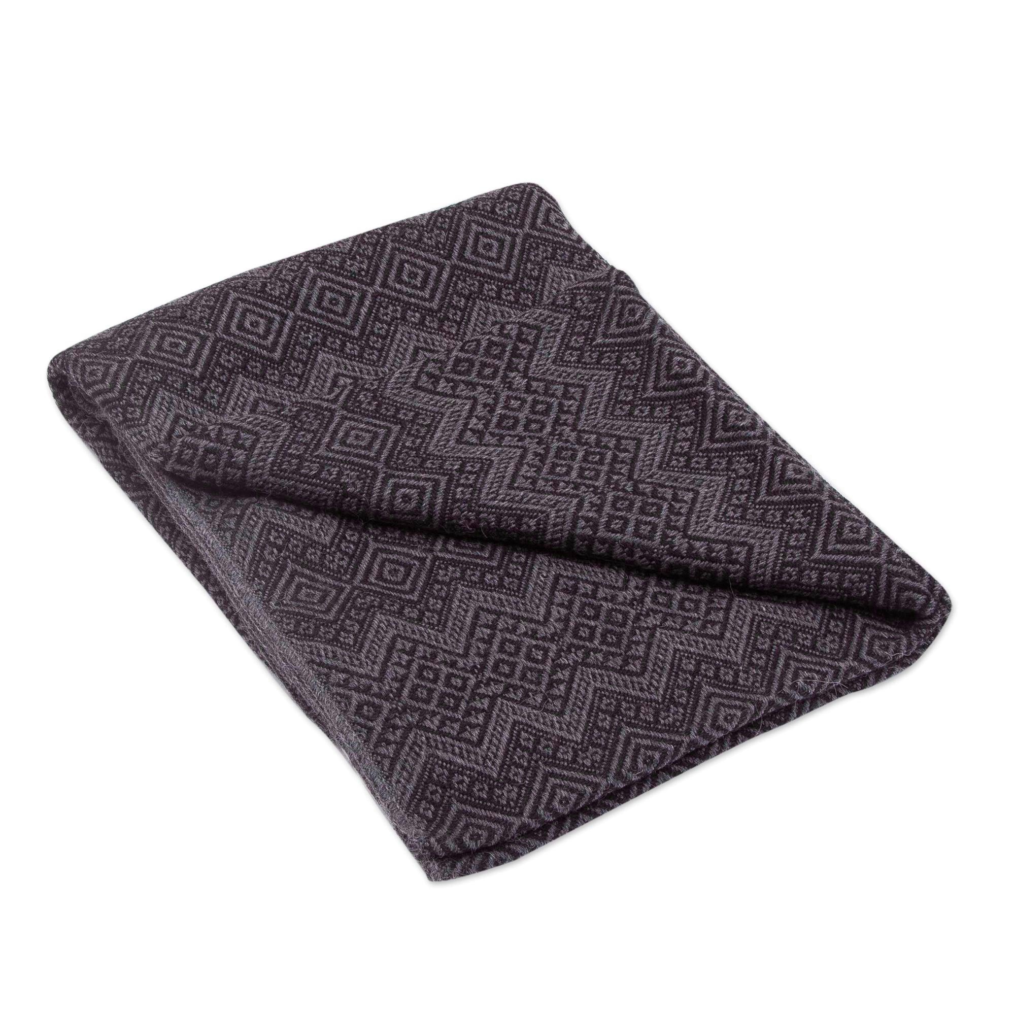 Premium Smoky Black Diamonds Throw Blanket - Ultimate Comfort