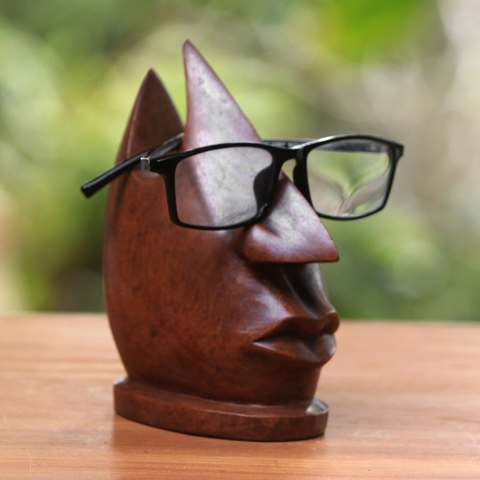 Premium Hand-Carved Wooden Eyeglasses Stand - Light Brown Balinese Artisan Design